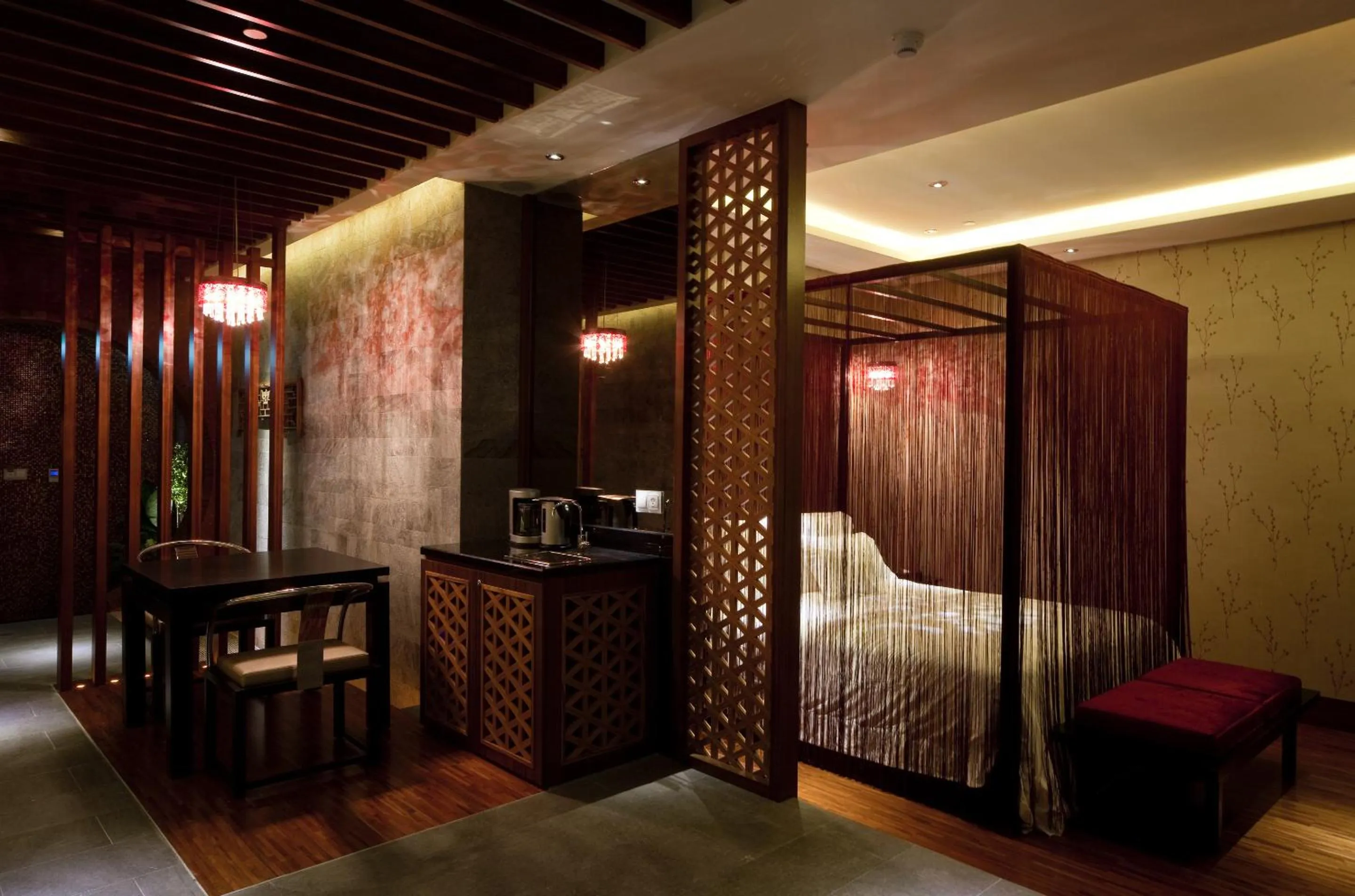 Deluxe Double Room (Check-in after 22:00) in Wego Funtel - Dazhi Branch