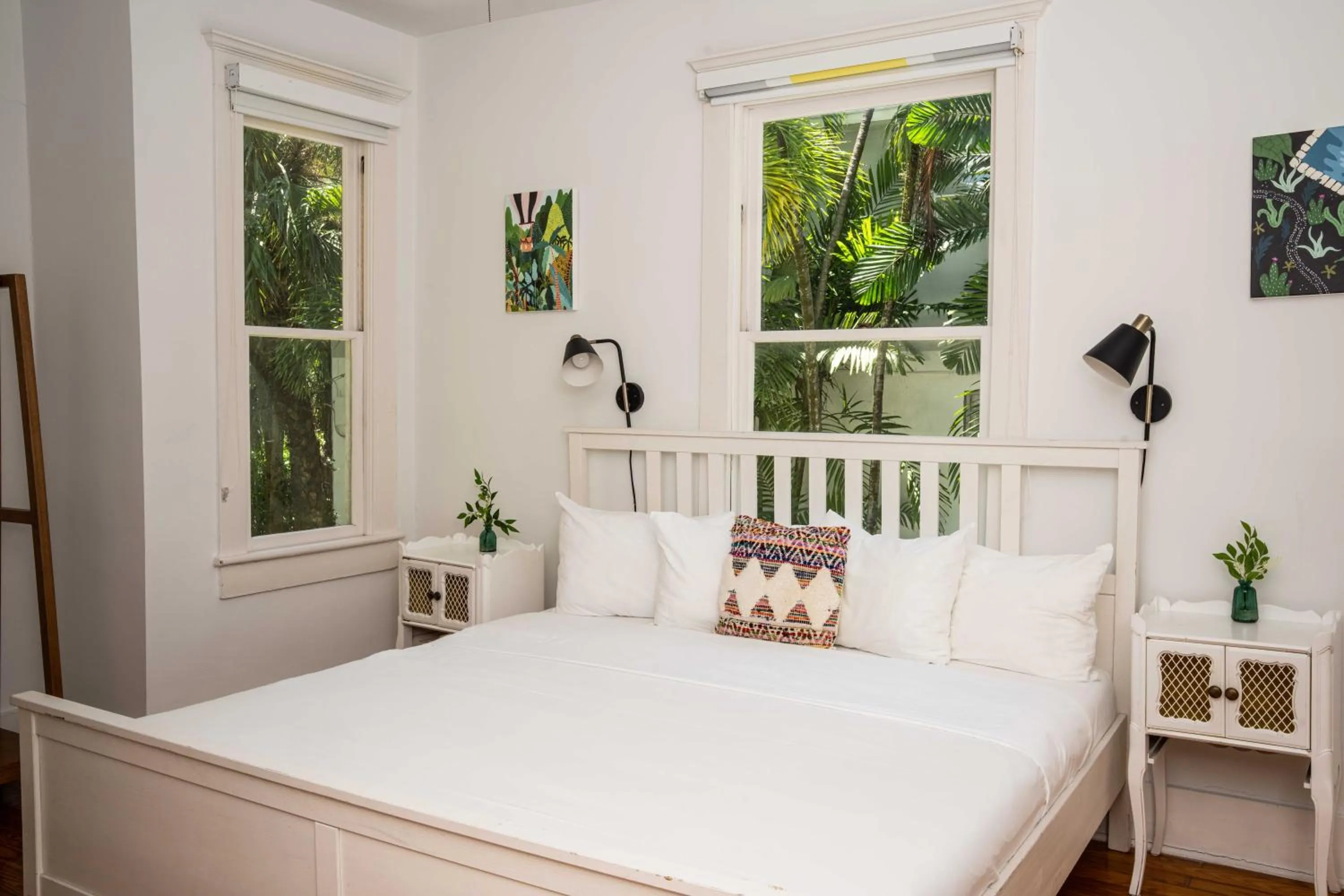 Superior Double Room in Miami River Inn by Renzzi