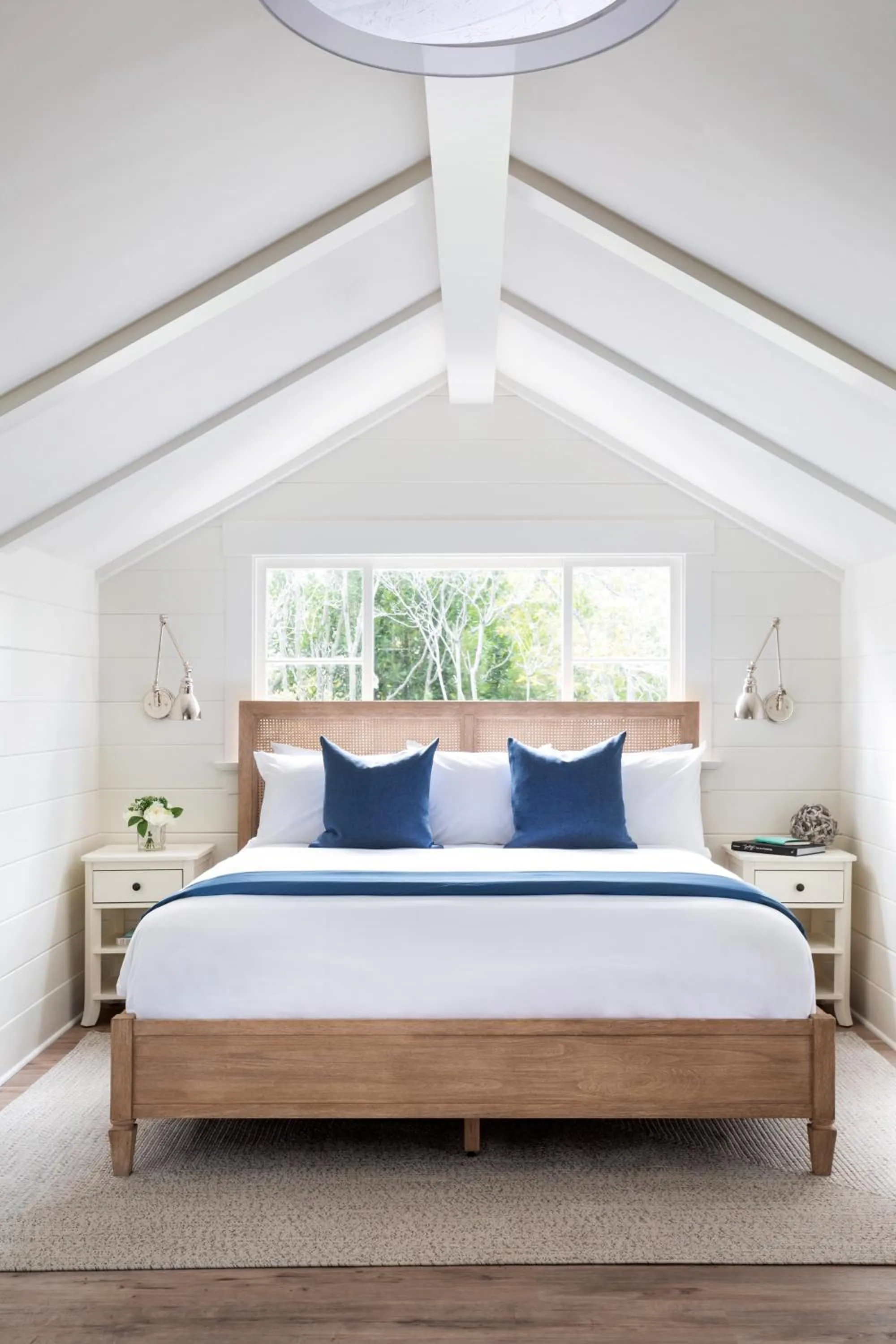 Deluxe King Suite in Hideaway Santa Barbara, A Kirkwood Collection Hotel