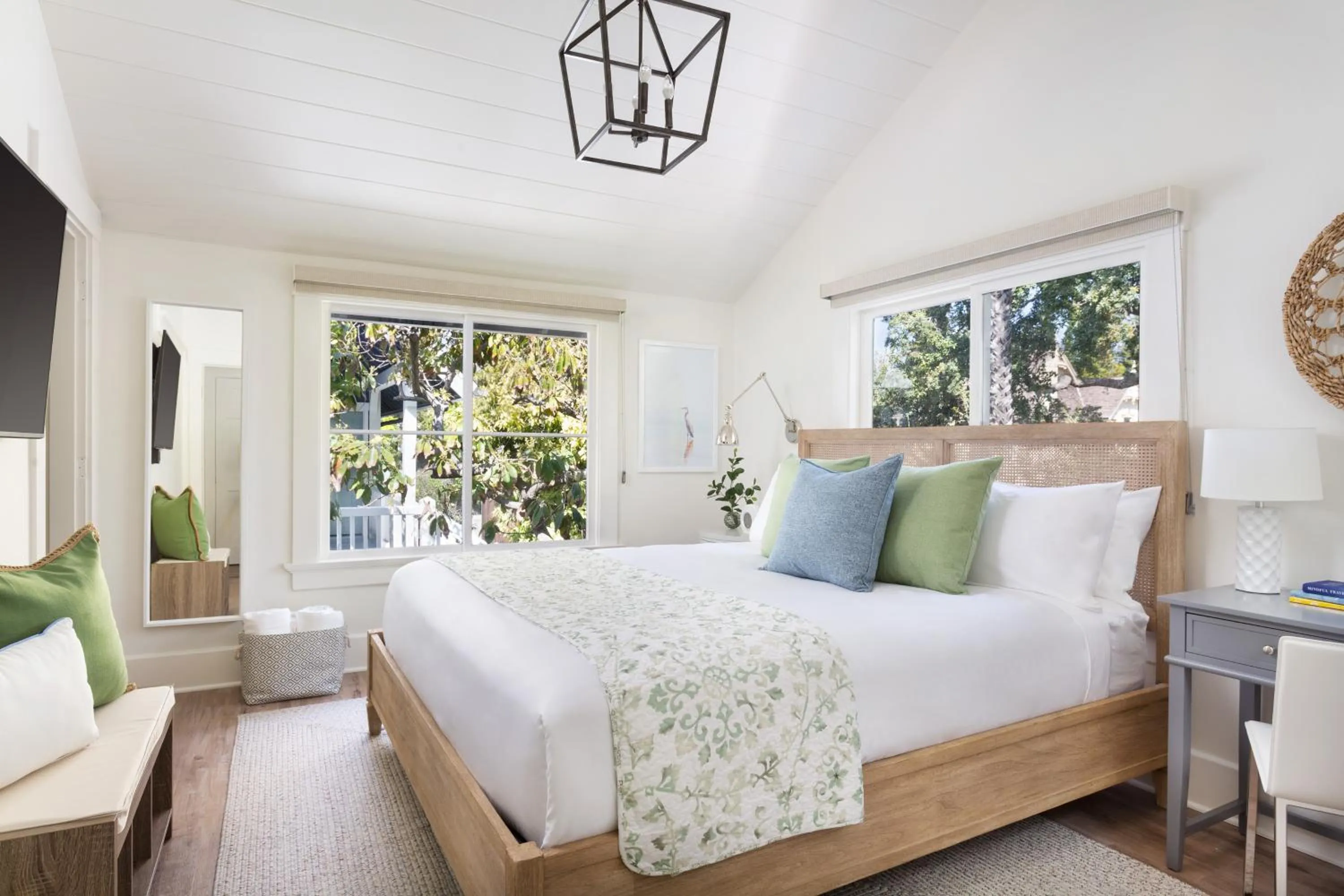 King Studio in Hideaway Santa Barbara, A Kirkwood Collection Hotel