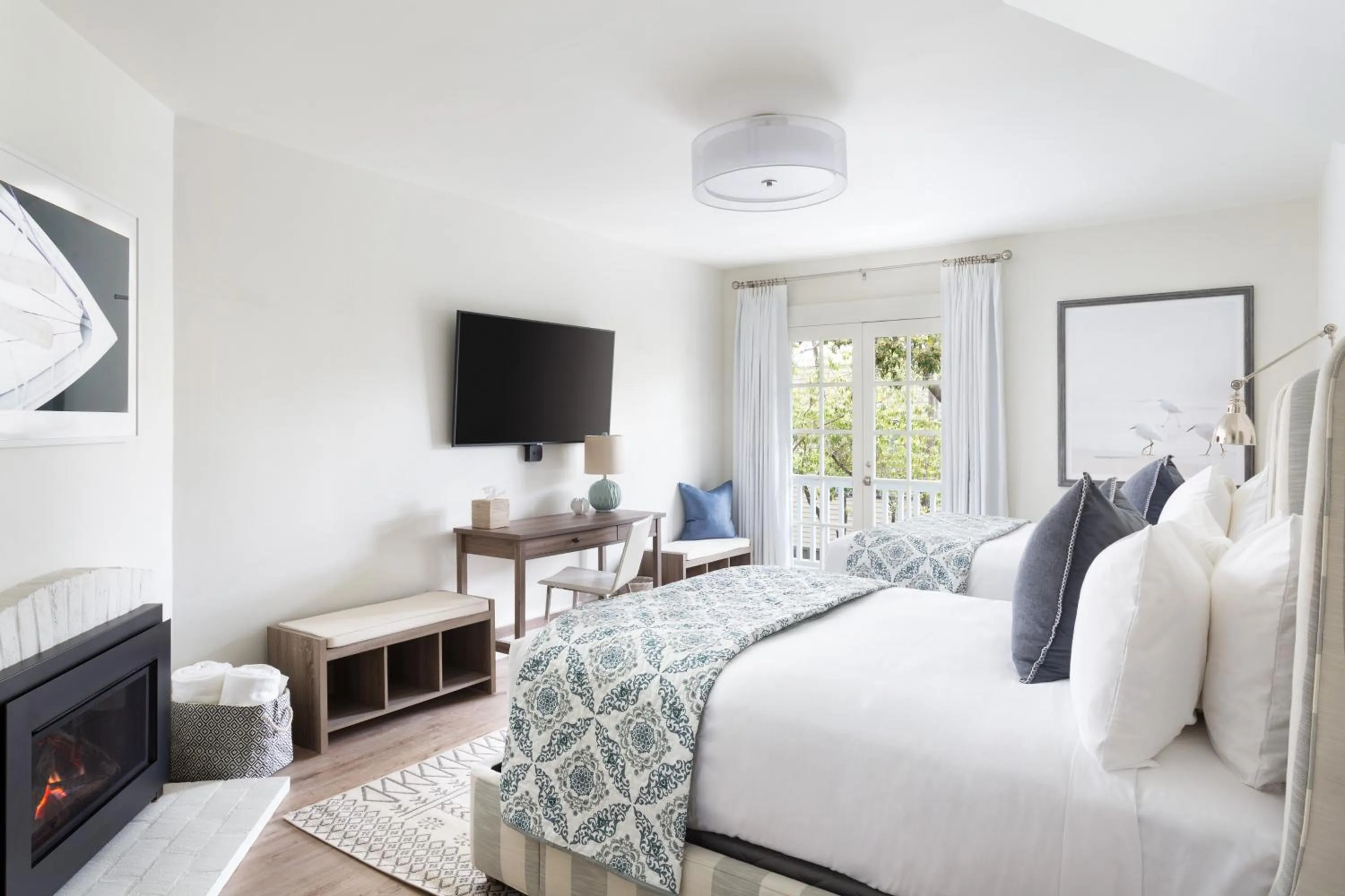 Double Room in Hideaway Santa Barbara, A Kirkwood Collection Hotel