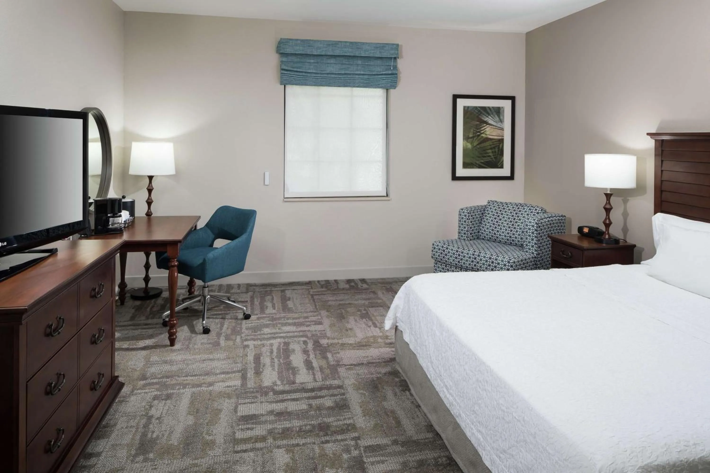 King Room - Mobility Access/Non-Smoking in Hampton Inn New Smyrna Beach