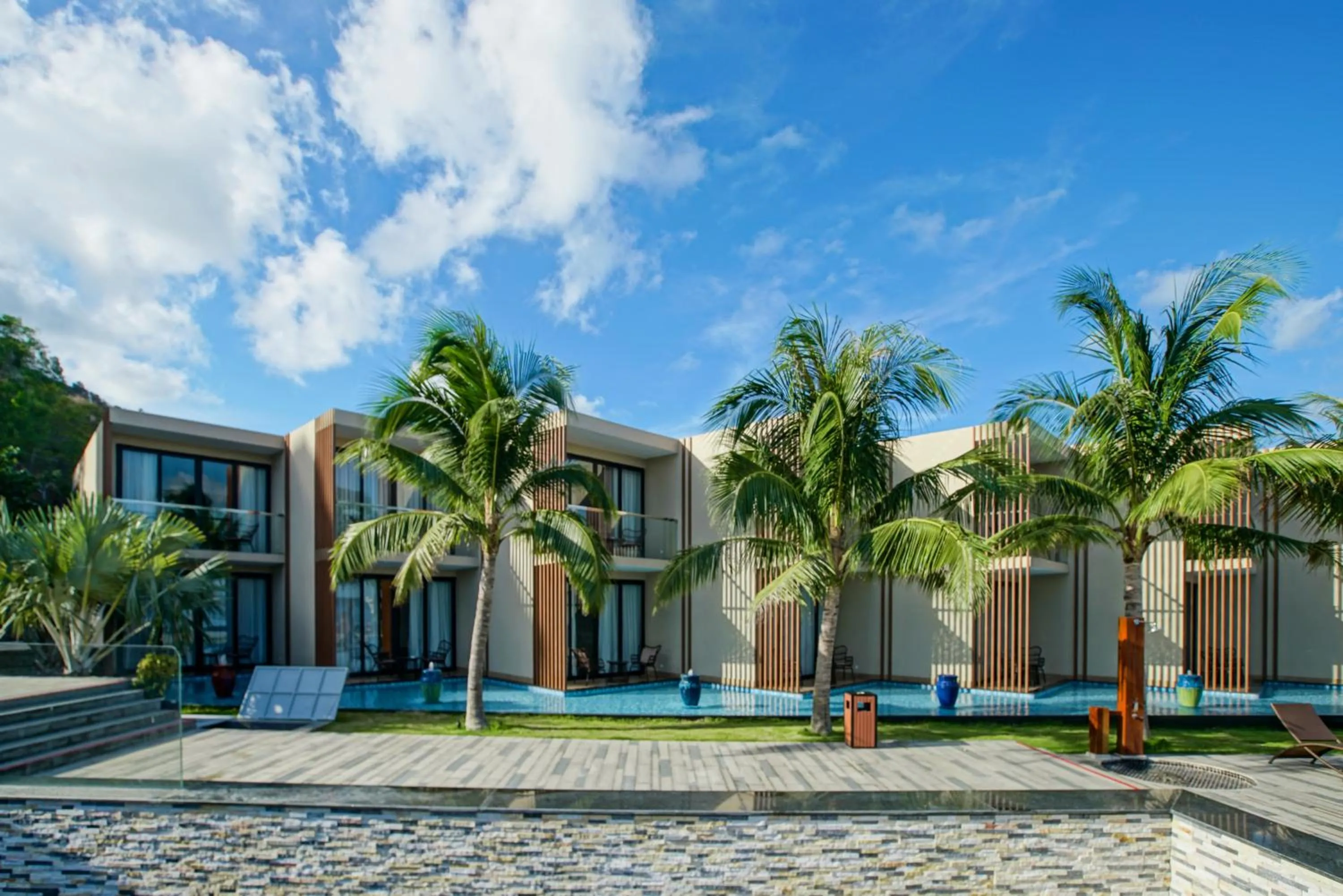 Deluxe Twin Room with Balcony in Marina Bay Vung Tau Resort & Spa