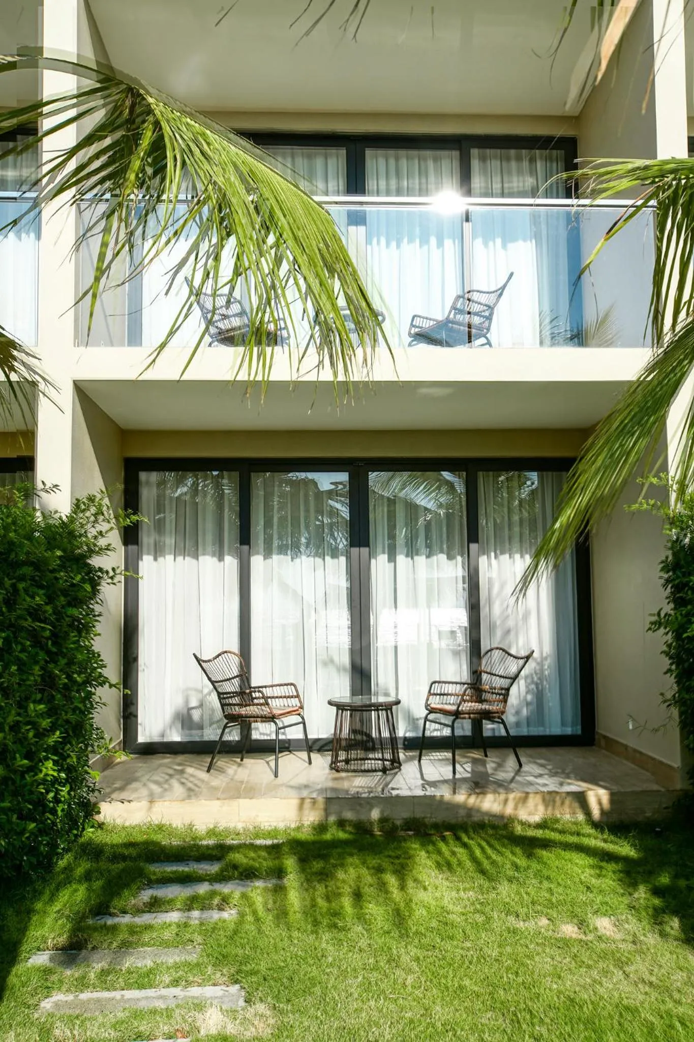 Bungalow Premier Twin Room with Balcony and Ocean View in Marina Bay Vung Tau Resort & Spa