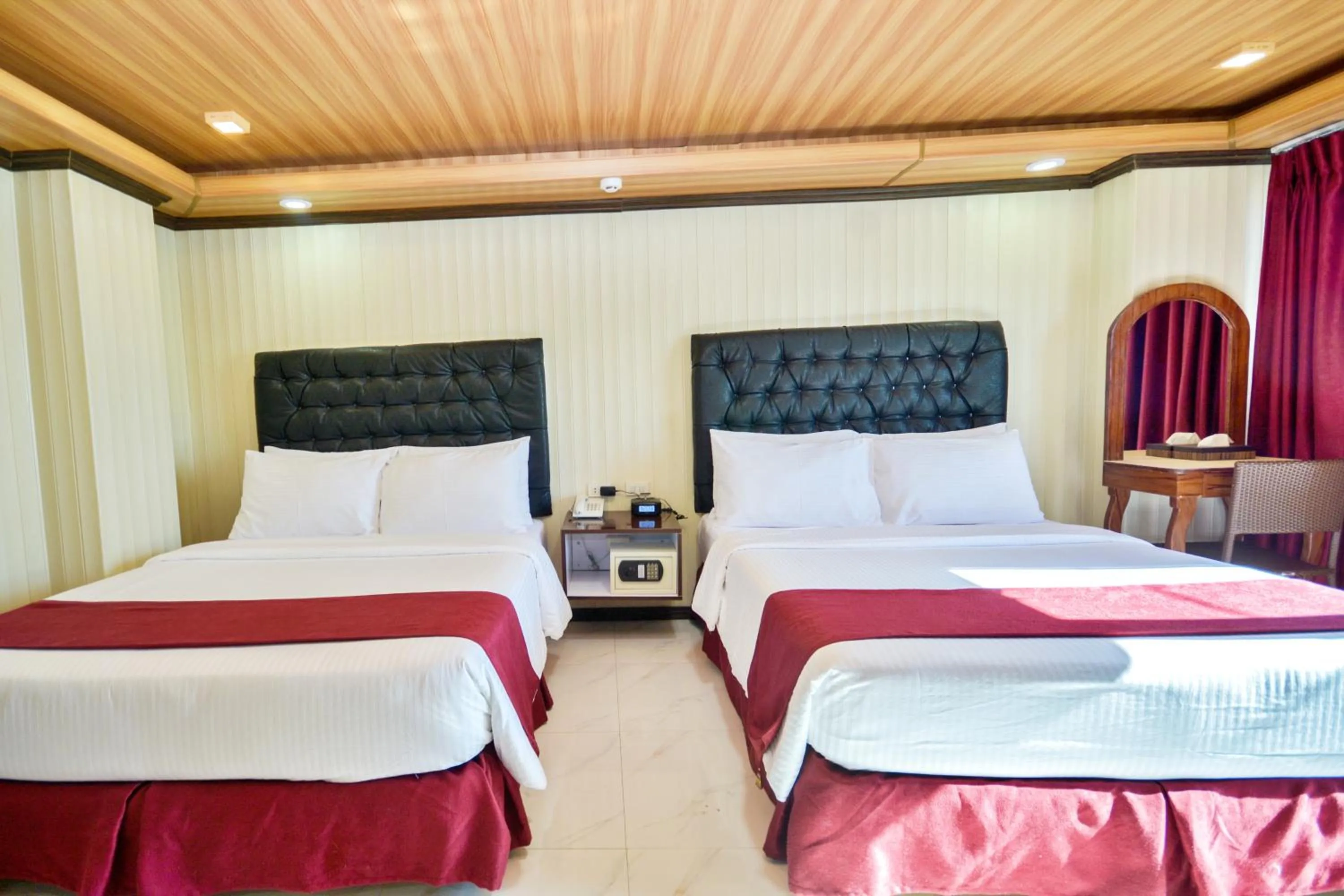 Main Bldg - Premier Suite with Partial Sea View in Diamond Water Edge Resort