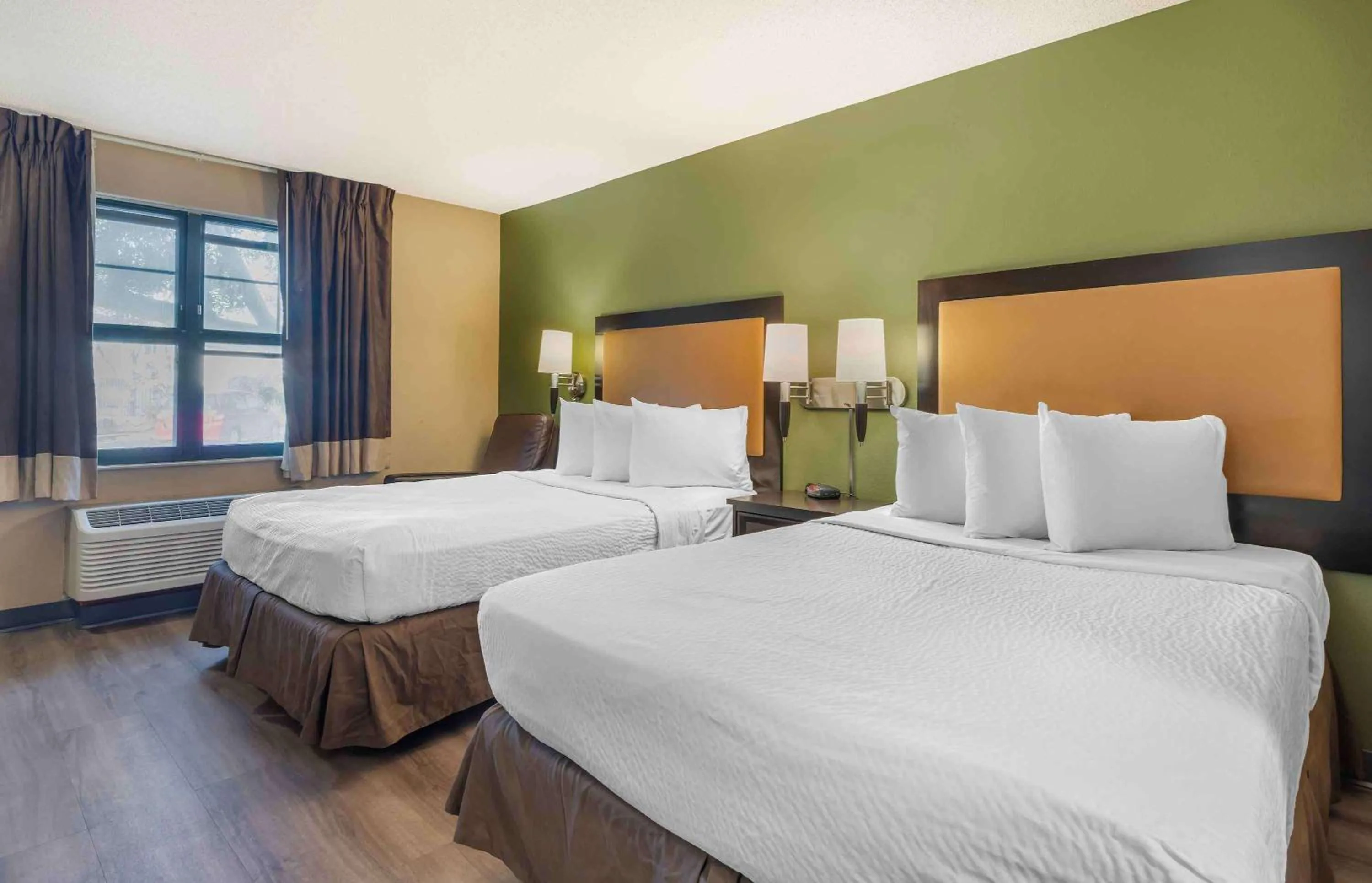 Studio with 2 Double Beds - Non-Smoking in Extended Stay America Suites - Oakland - Emeryville