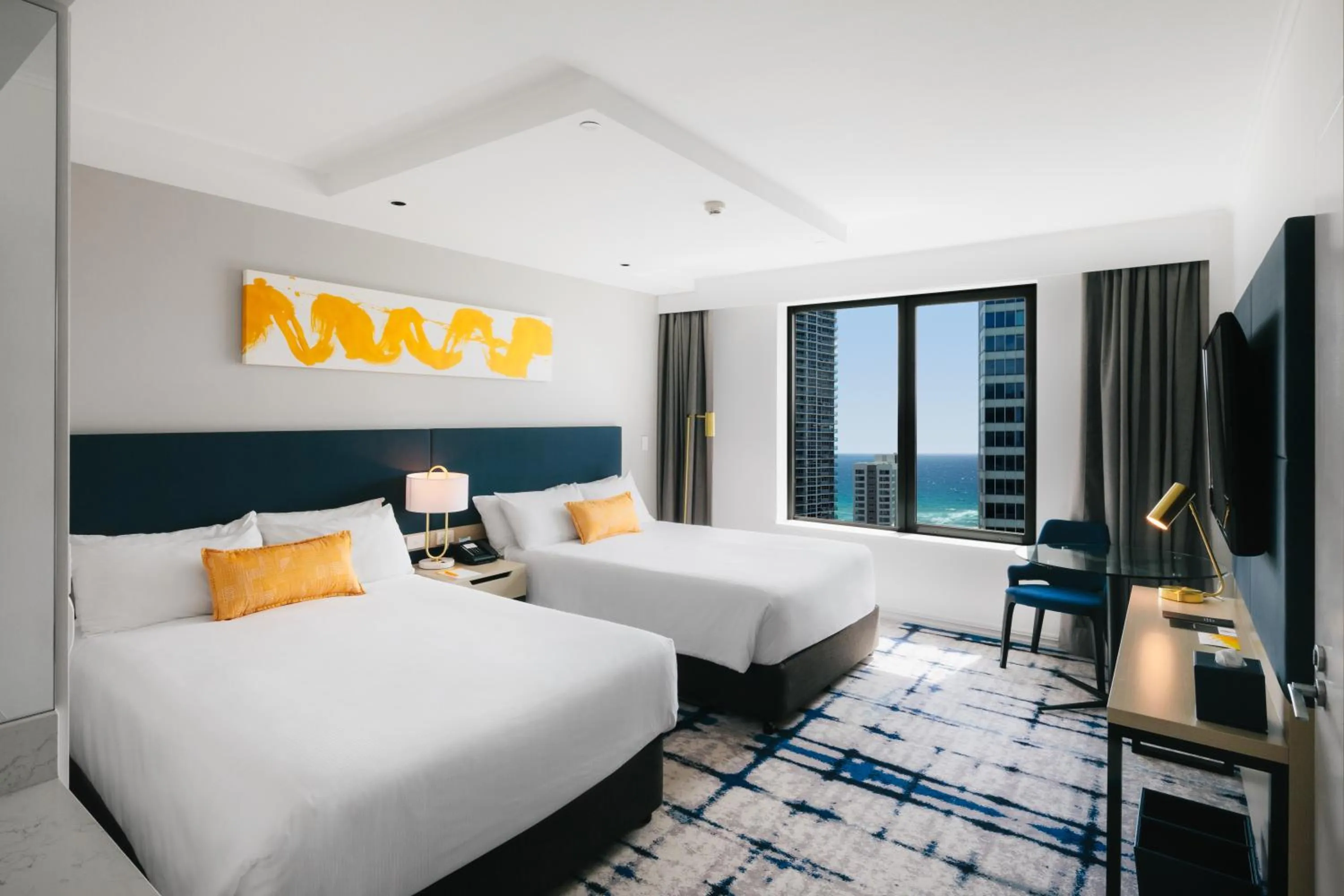 2 Double beds Premium Ocean view in voco Gold Coast by IHG
