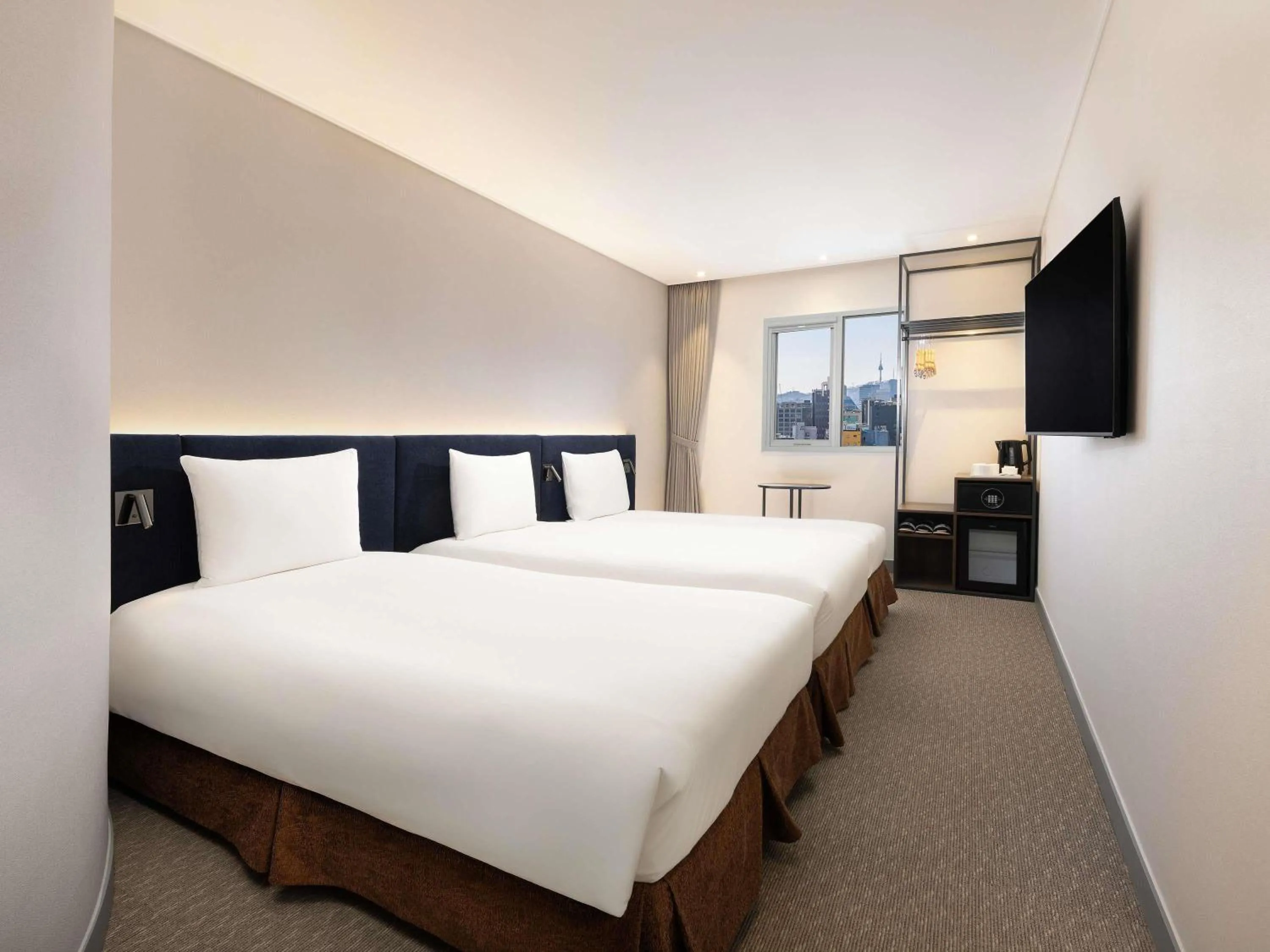Premium Room, Ideal for Family & Friends, Recently Renovated - 3 Single Beds in ibis Ambassador Seoul Insadong-Newly renovated in 2025