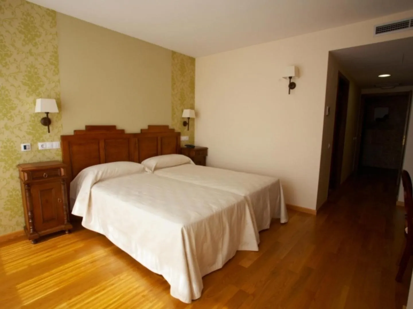 Standard Queen Room in Hotel Vila do Val