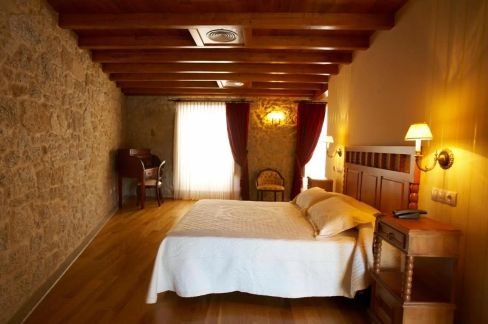 Superior Double Room in Hotel Vila do Val