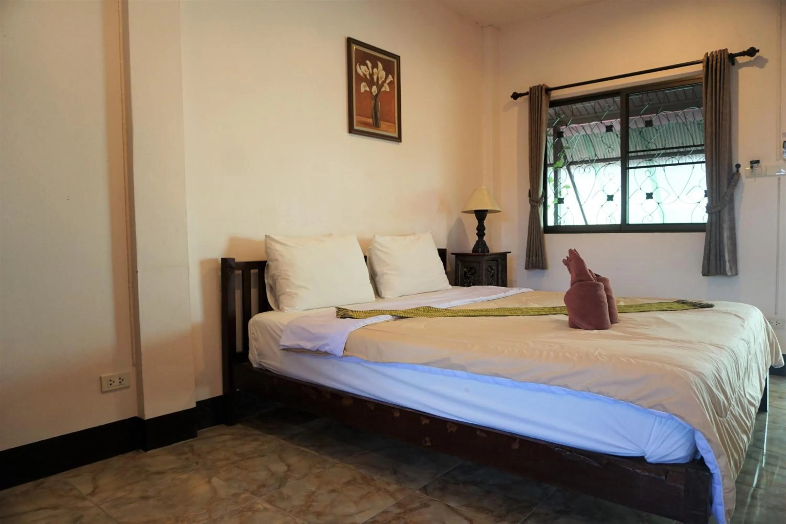 Standard Double Room with Air-Con in My Mum Home, SHA Plus Certified