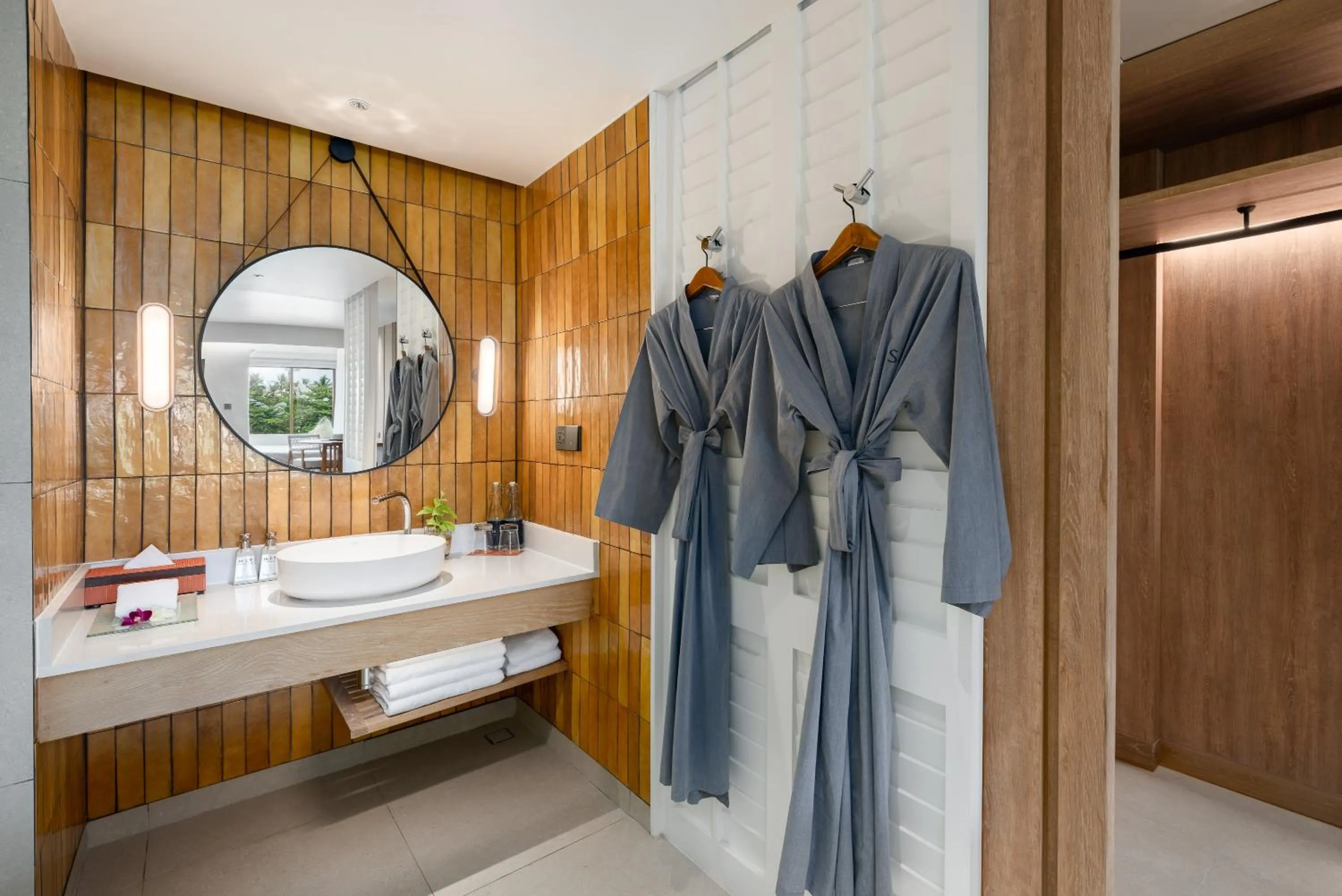 Club Ocean Front 1 King Bed in SAii Laguna Phuket