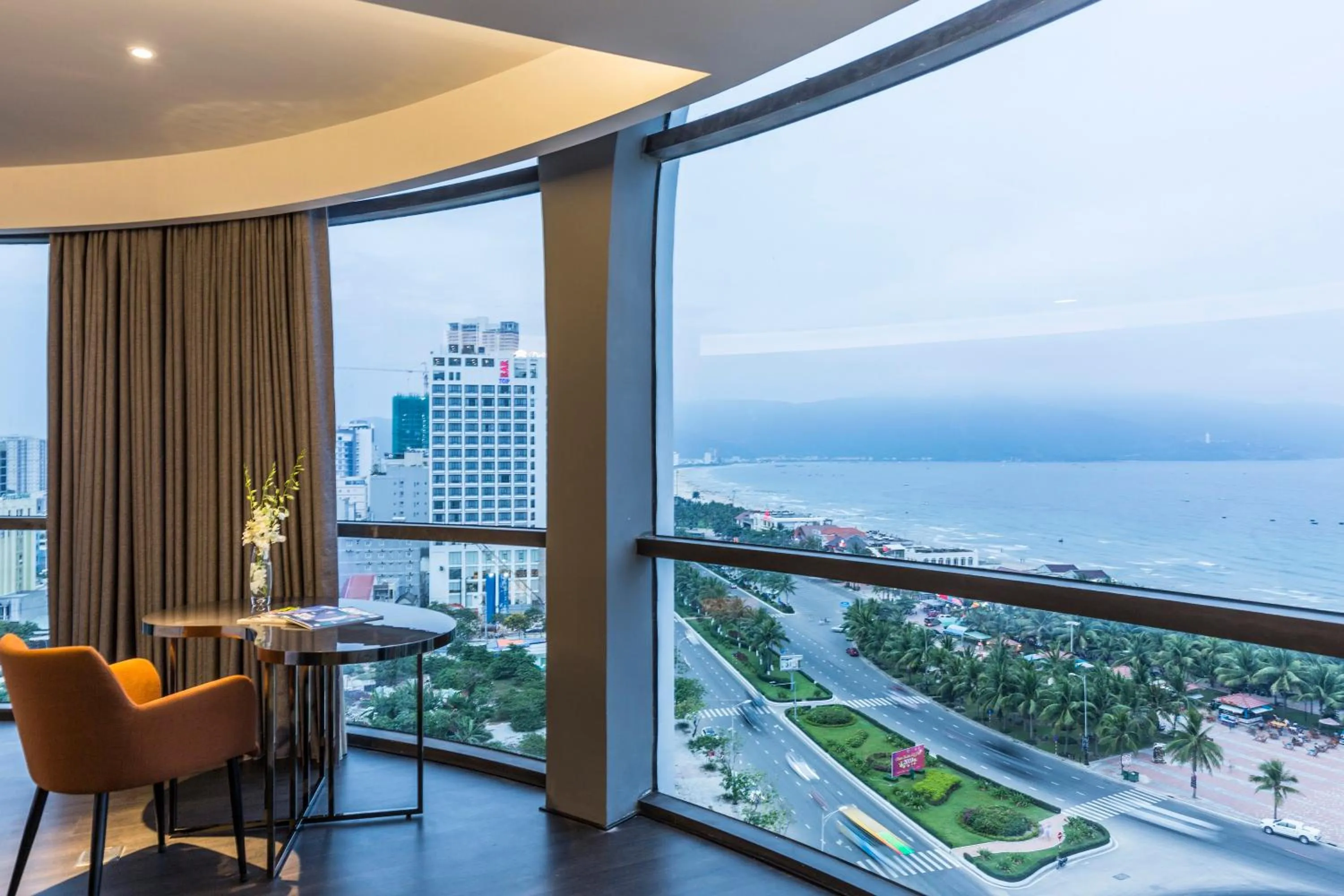 Suite with Ocean Front in Stella Maris Beach Danang