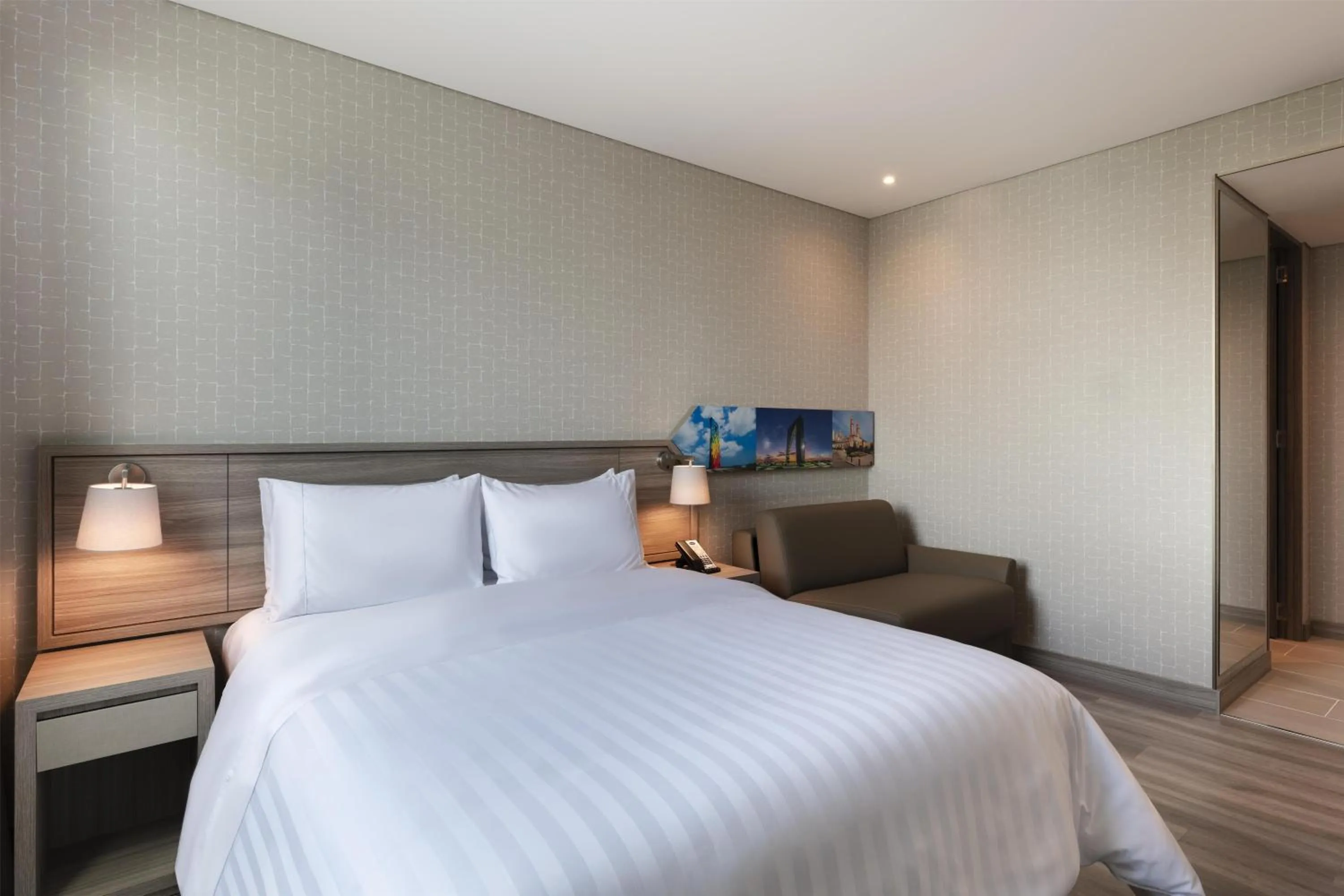 Queen Room - Non-Smoking in Hampton by Hilton Barranquilla