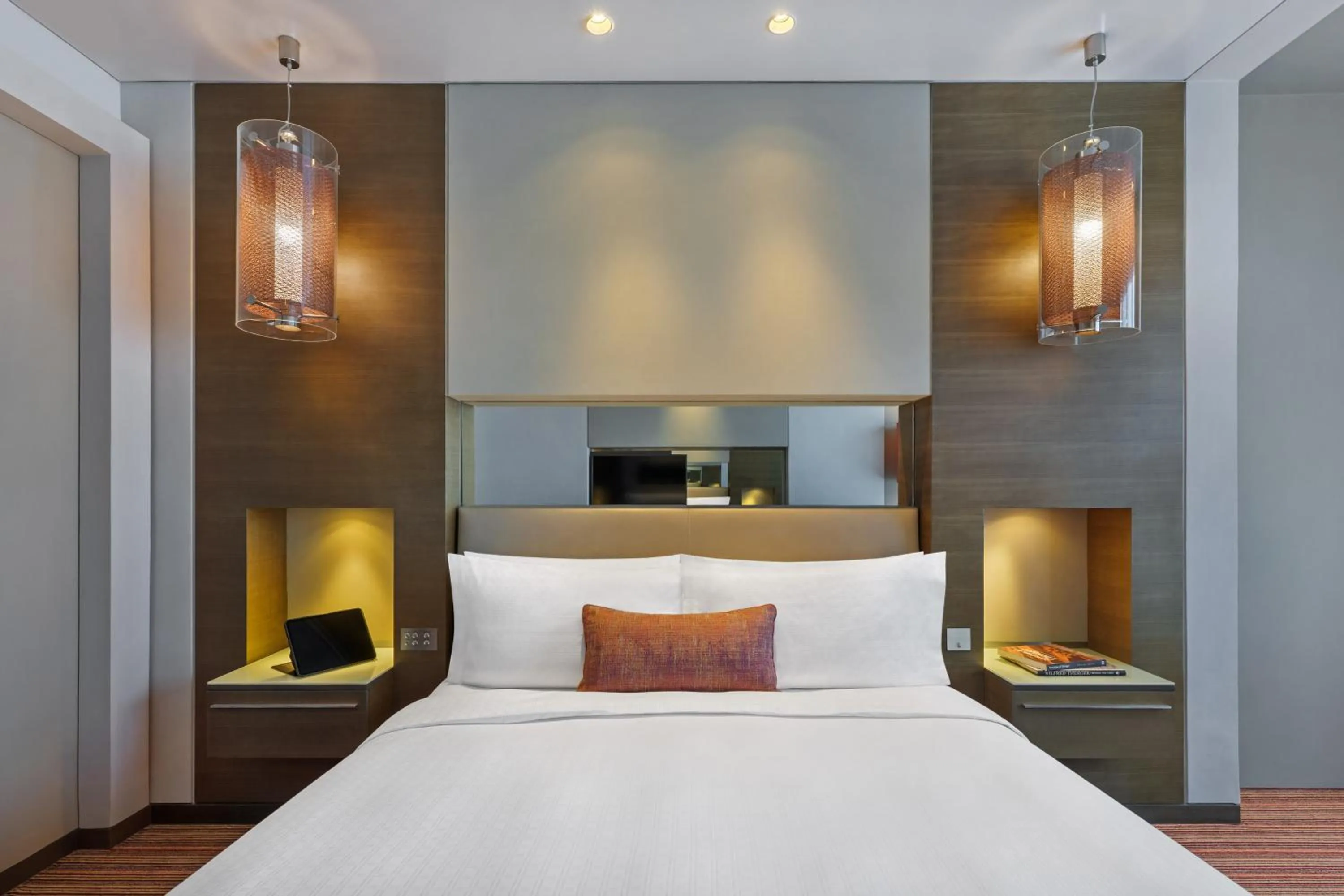 Guest Room - King Bed in Park Rotana Abu Dhabi