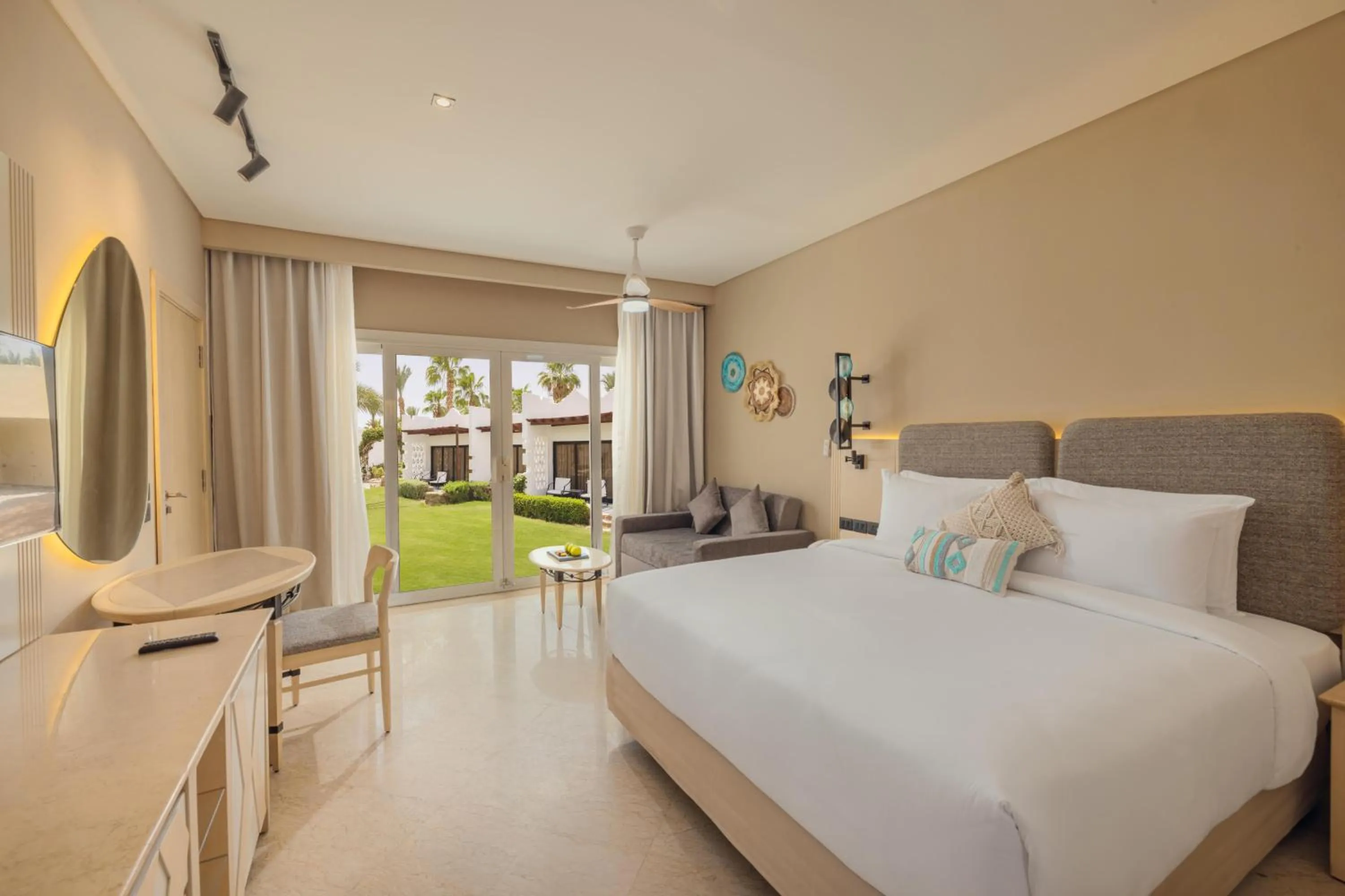 Deluxe, Queen or Twin Bed, Garden View in JAZ Fayrouz