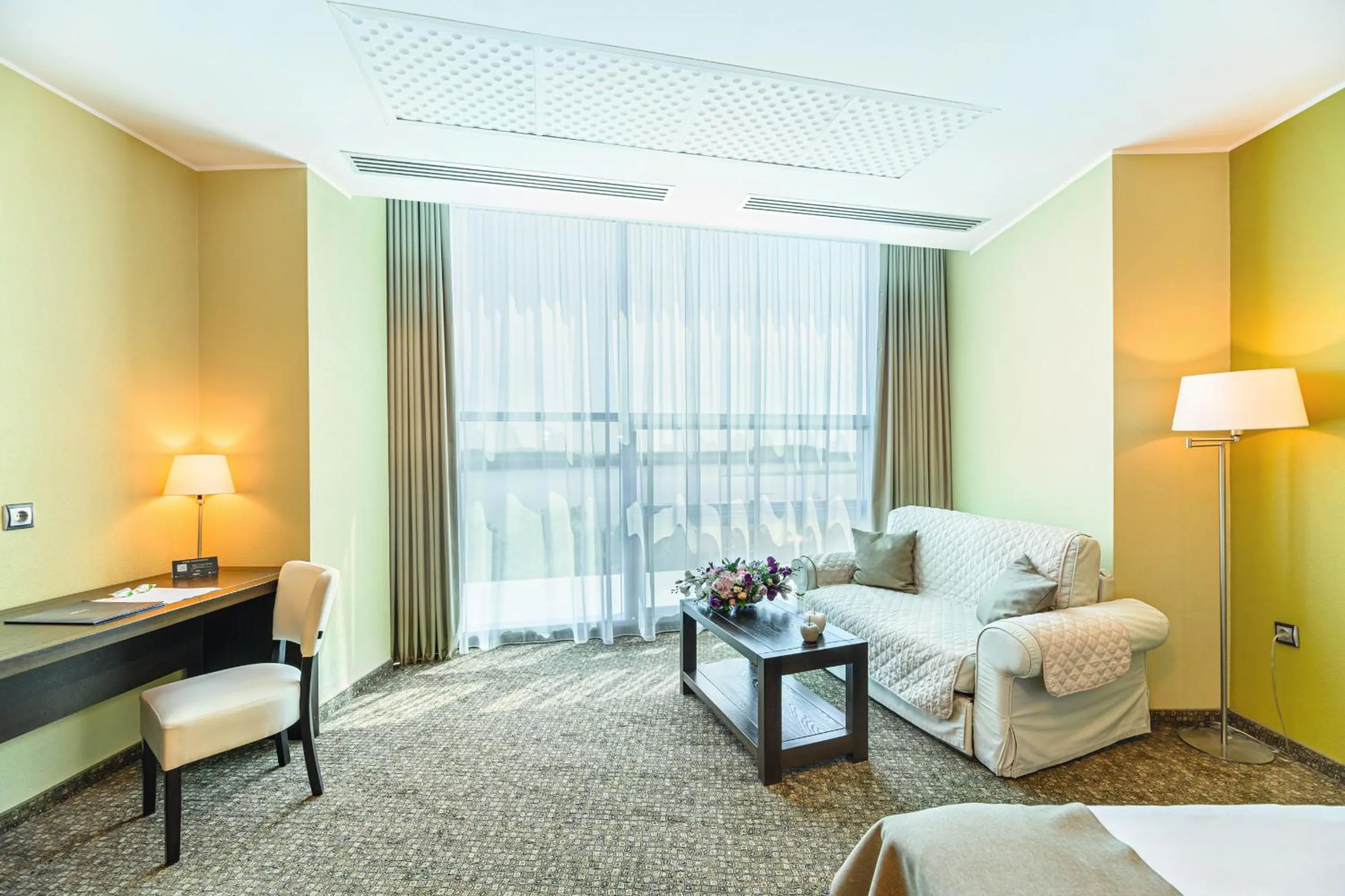 Deluxe Family Room - single occupancy in Vega Hotel