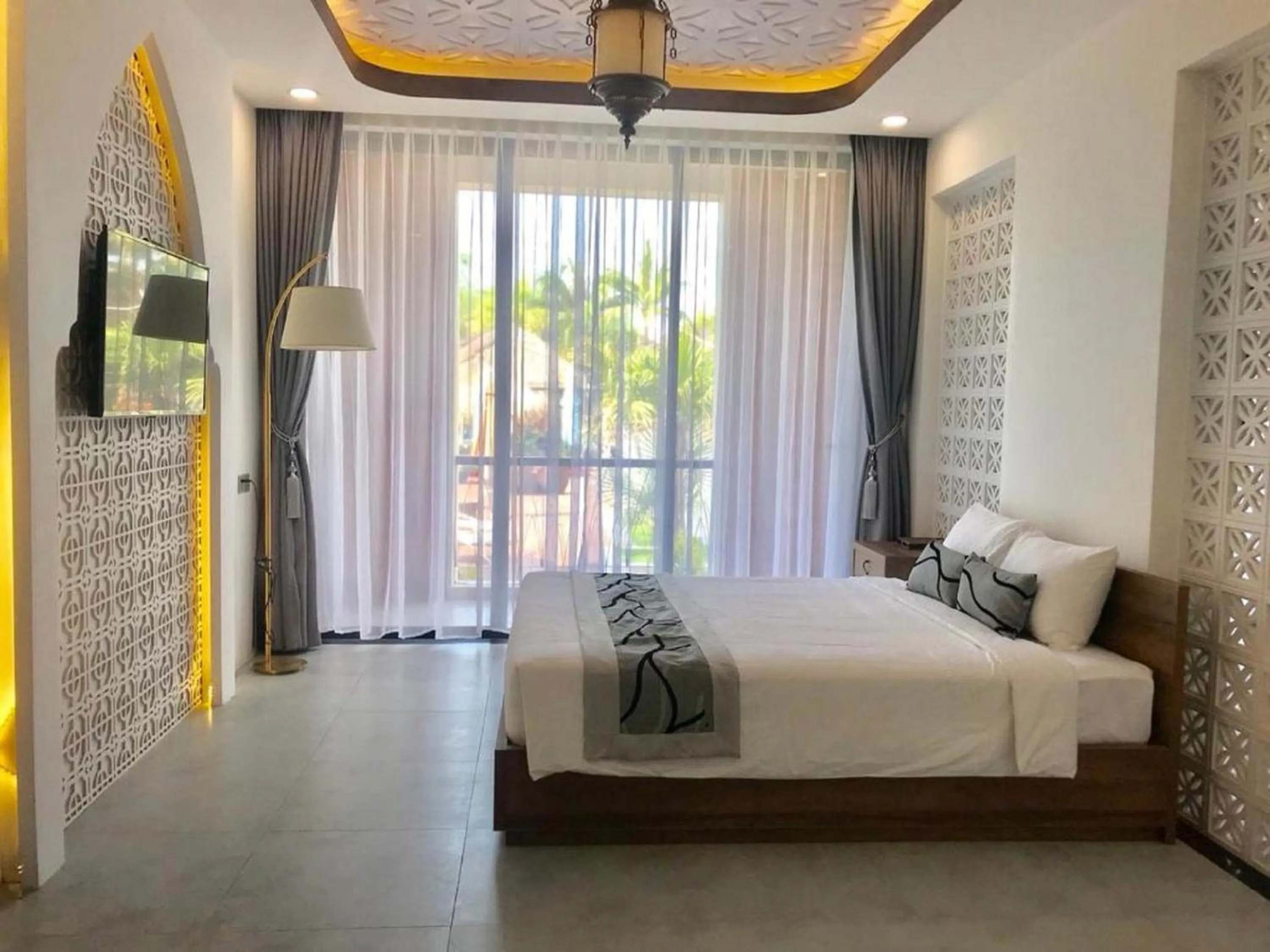 Family Suite in My Son Heritage Resort and Spa