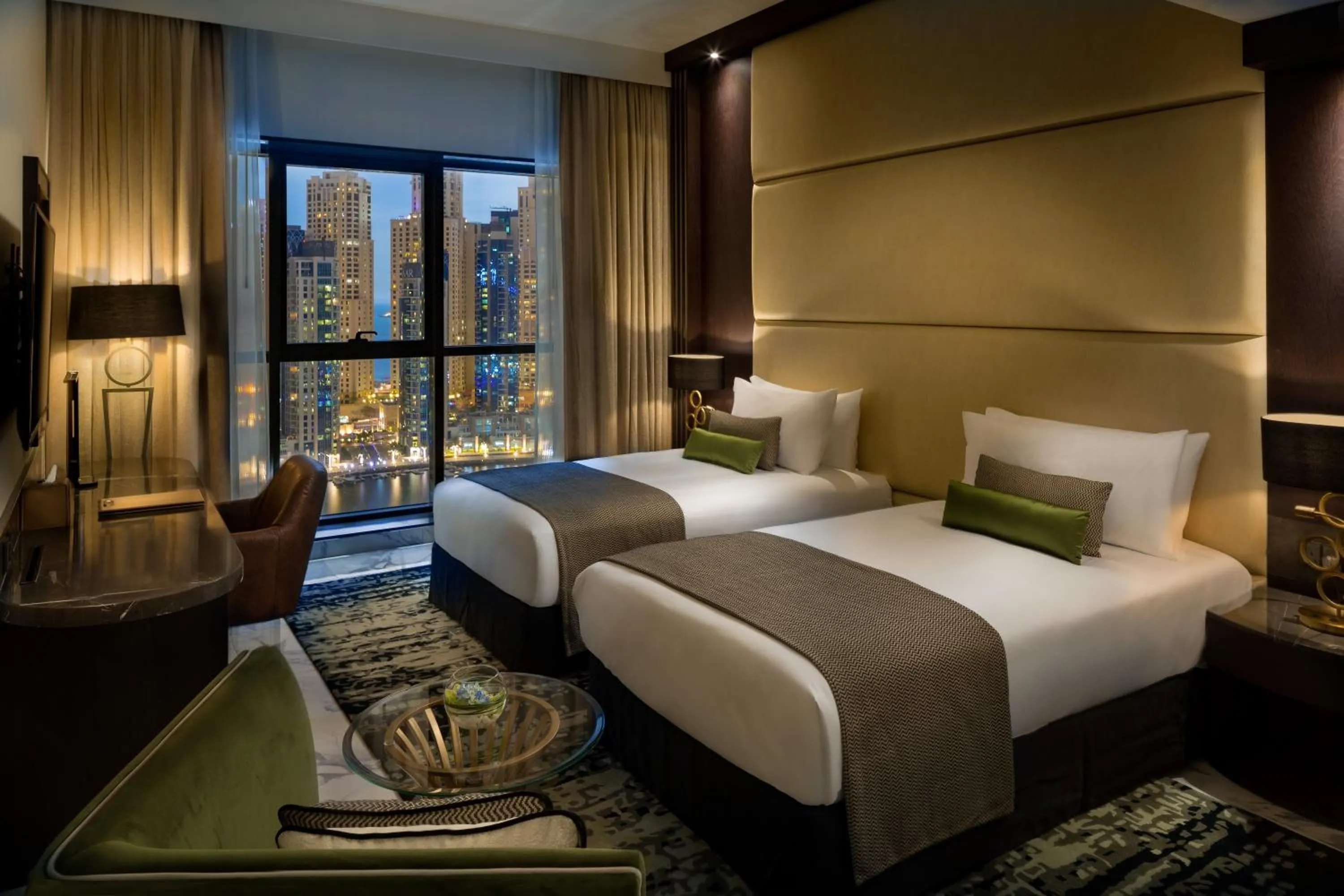 Club Room with Twin bed, High Floor - Club Lounge Access in Millennium Place Dubai Marina