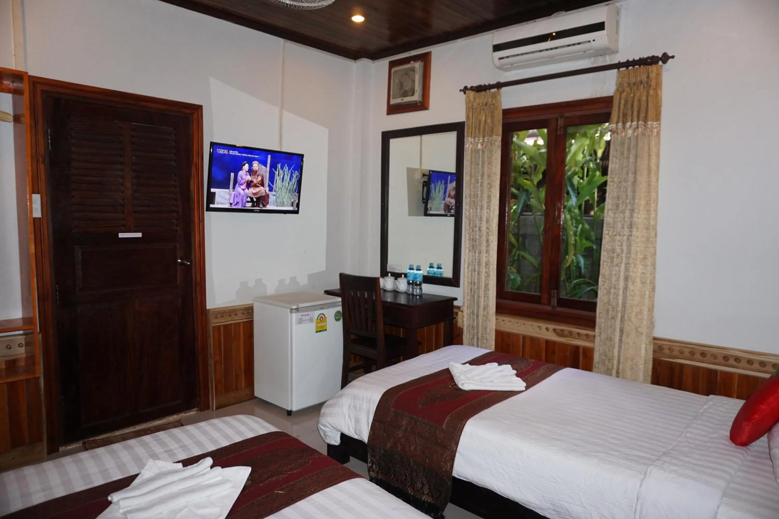 Standard Twin Room in Golden Lotus Place