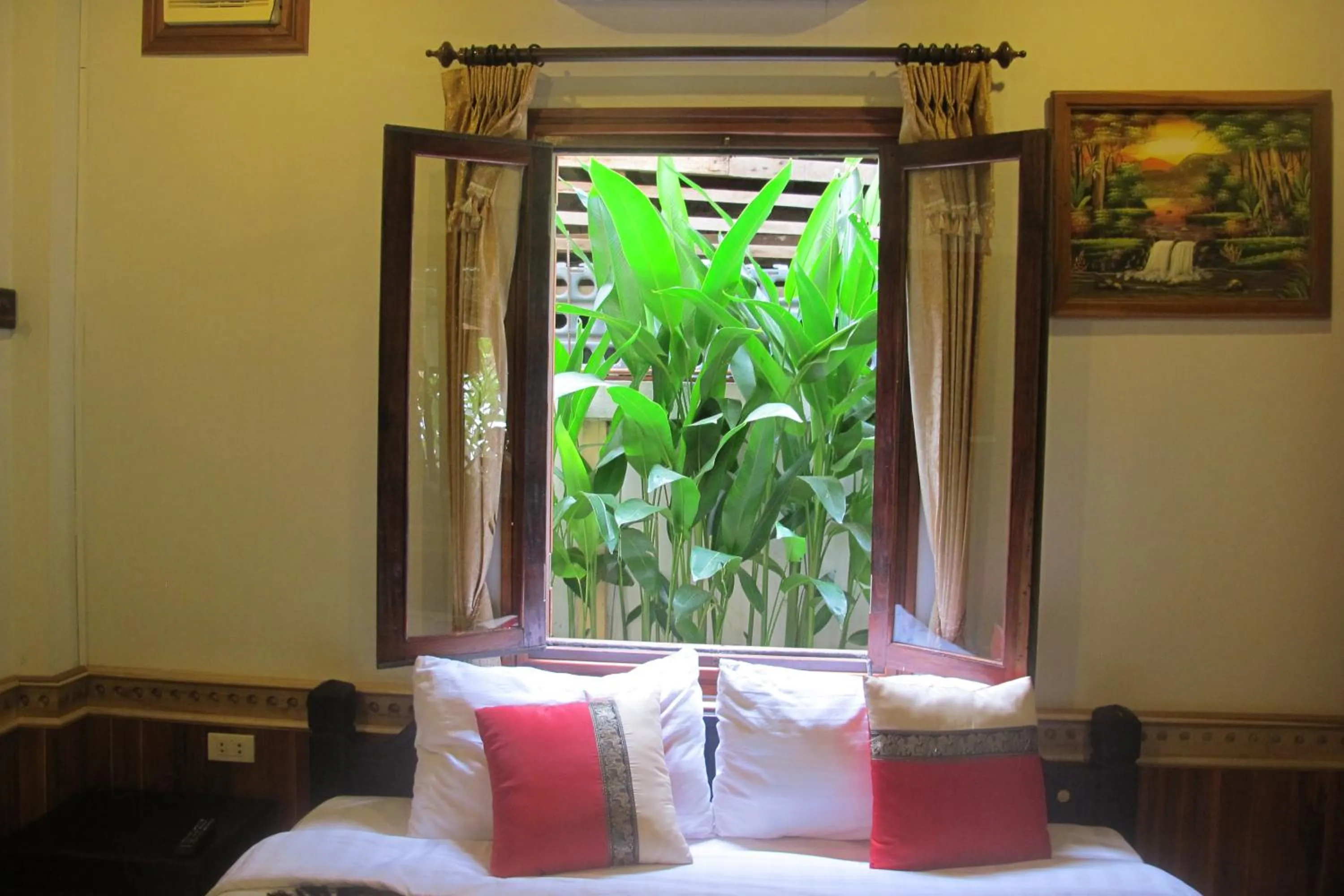 Standard Double Room in Golden Lotus Place