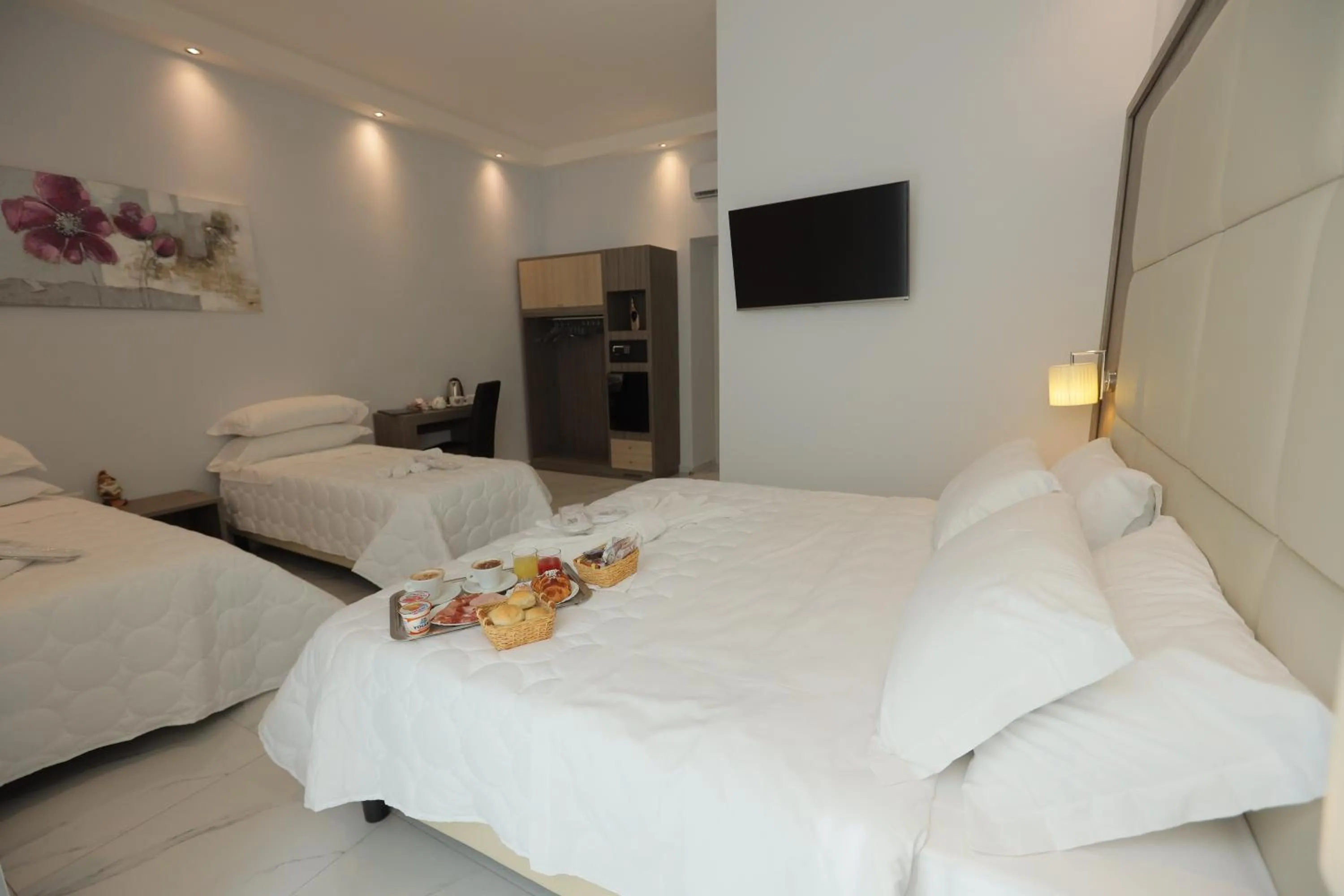 Quadruple Room in Garibaldi Suite