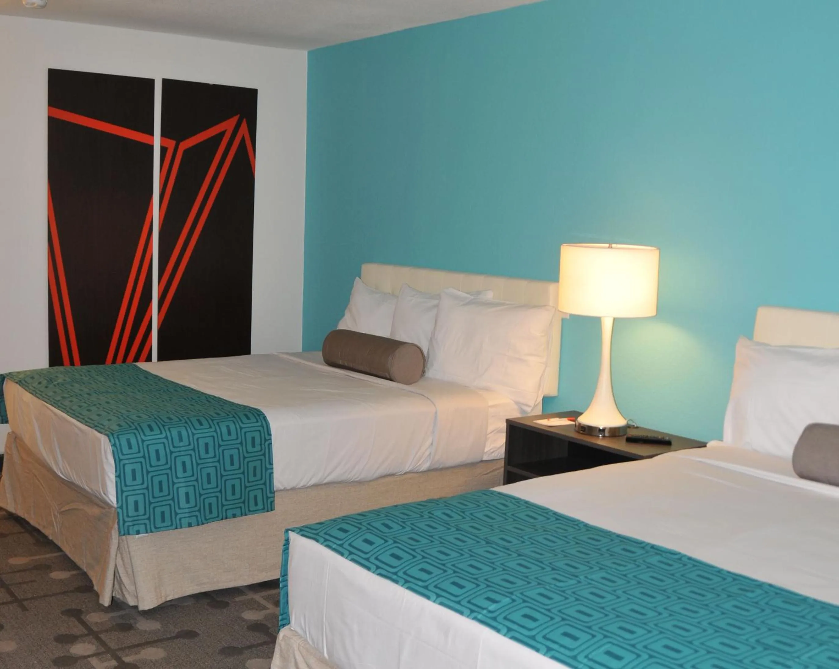 Queen Room in Howard Johnson by Wyndham Florence