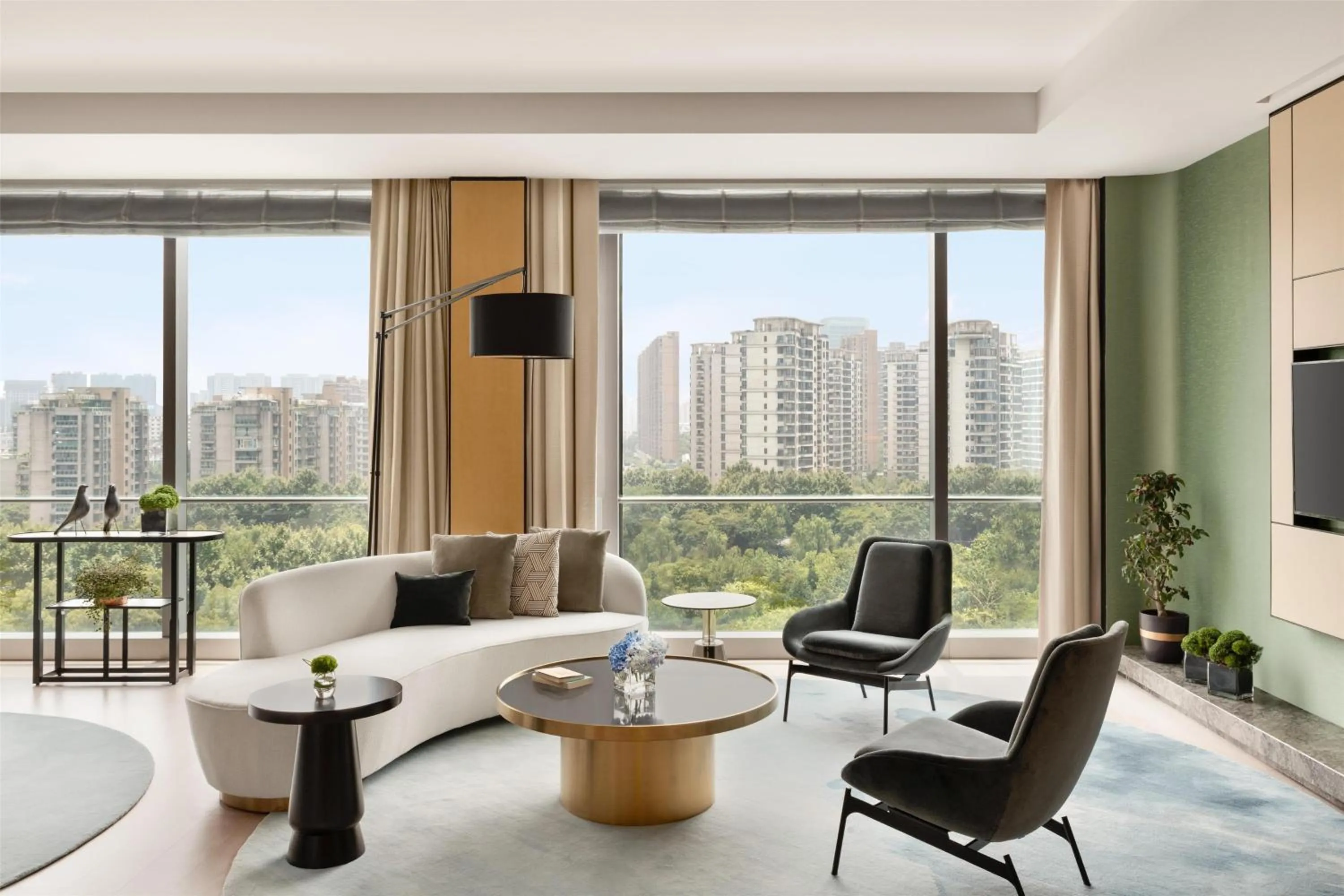 Executive Suite in Kempinski Hotel Hangzhou - Beside the Grand Canal, connected to refined lifestyle