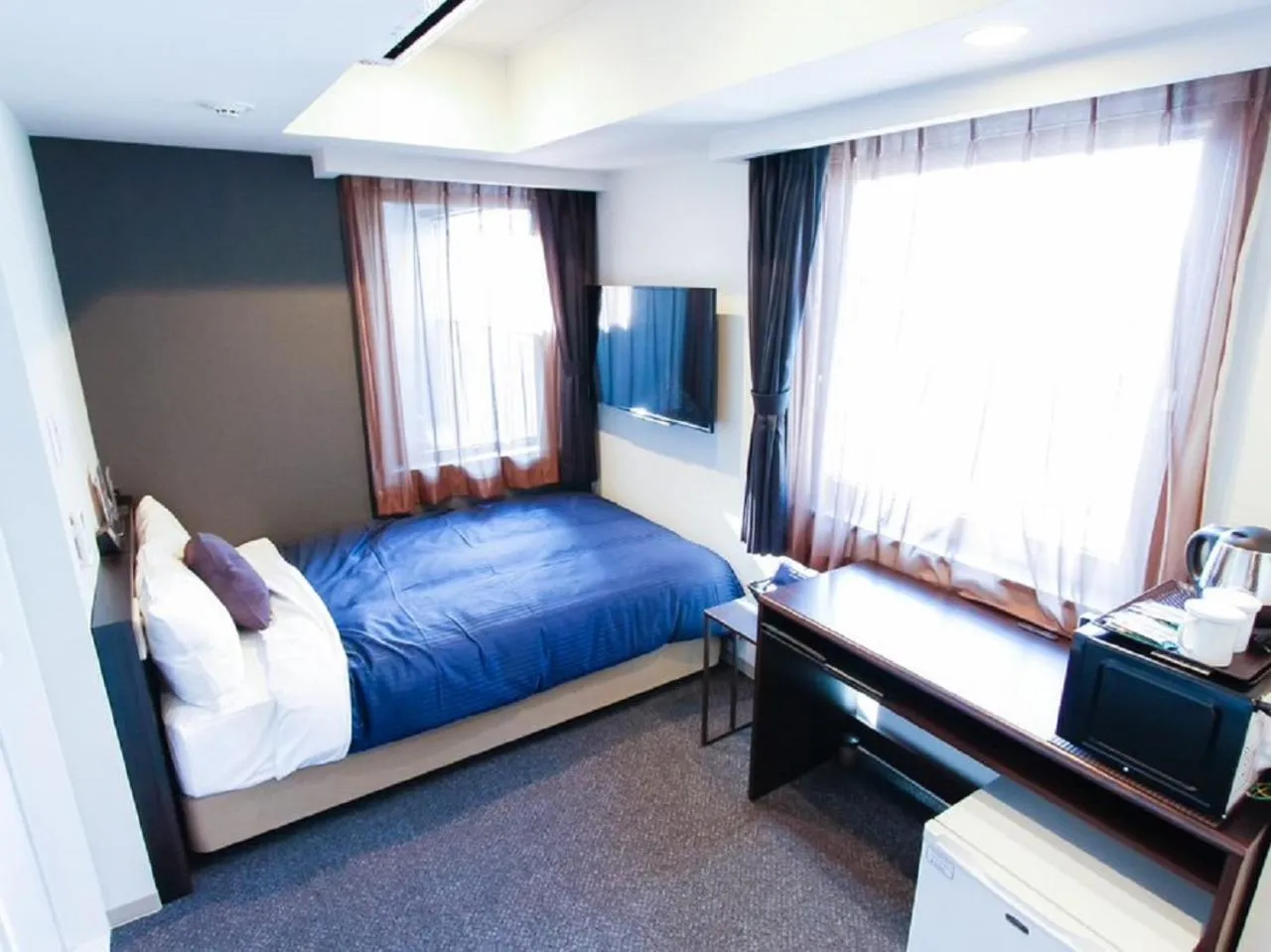Double Room with Small Double Bed - single occupancy - Smoking in HOTEL LiVEMAX Shinsaibashi East