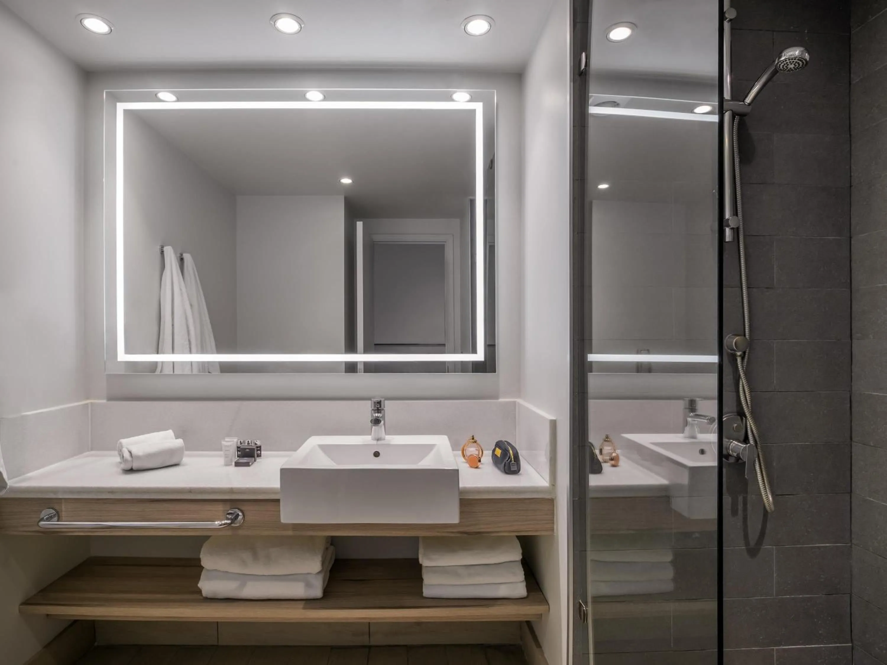 Studio Apartment in Pullman Santiago Vitacura