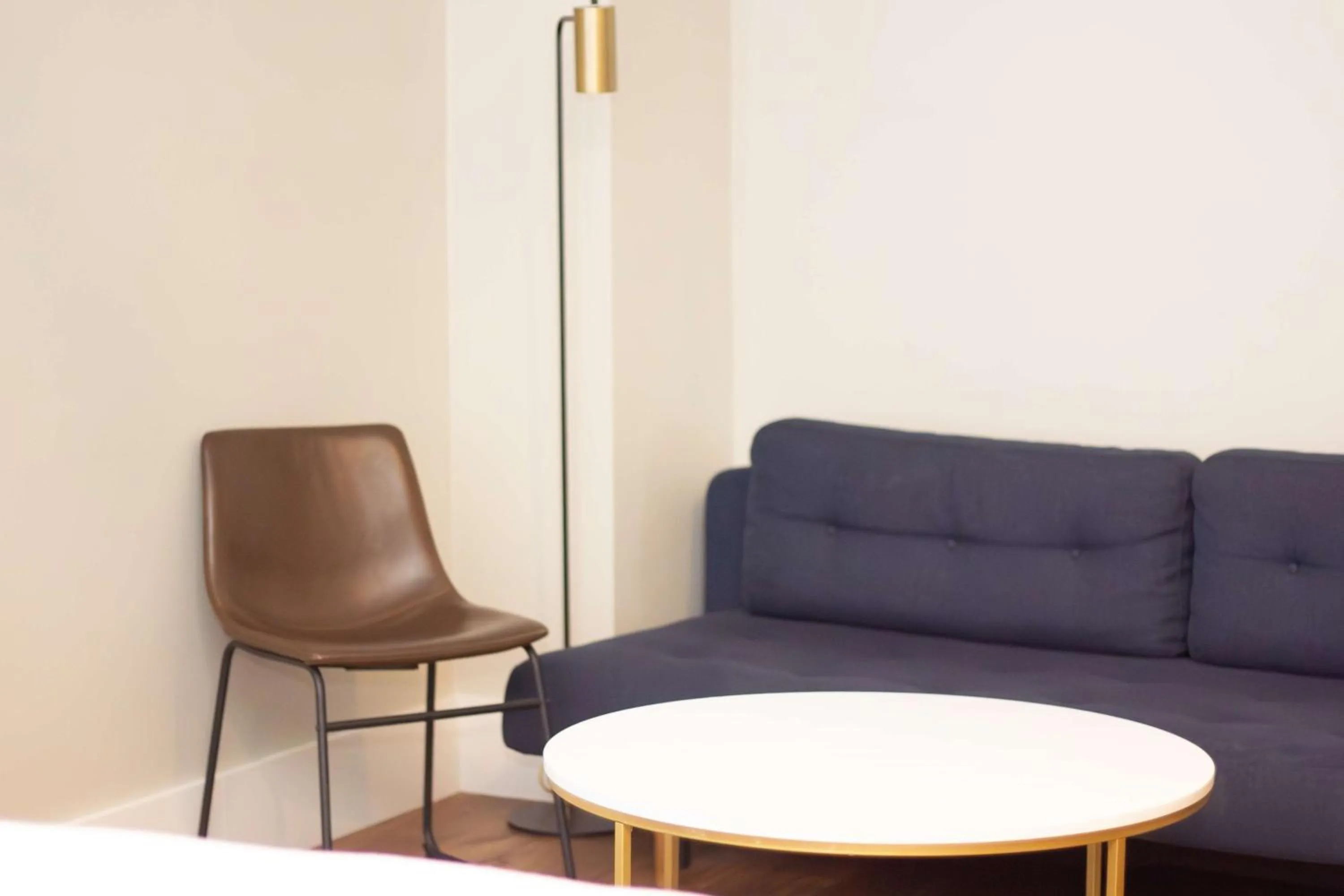 Junior King Suite with Seating Area in Hotel Petaluma, Tapestry Collection by Hilton