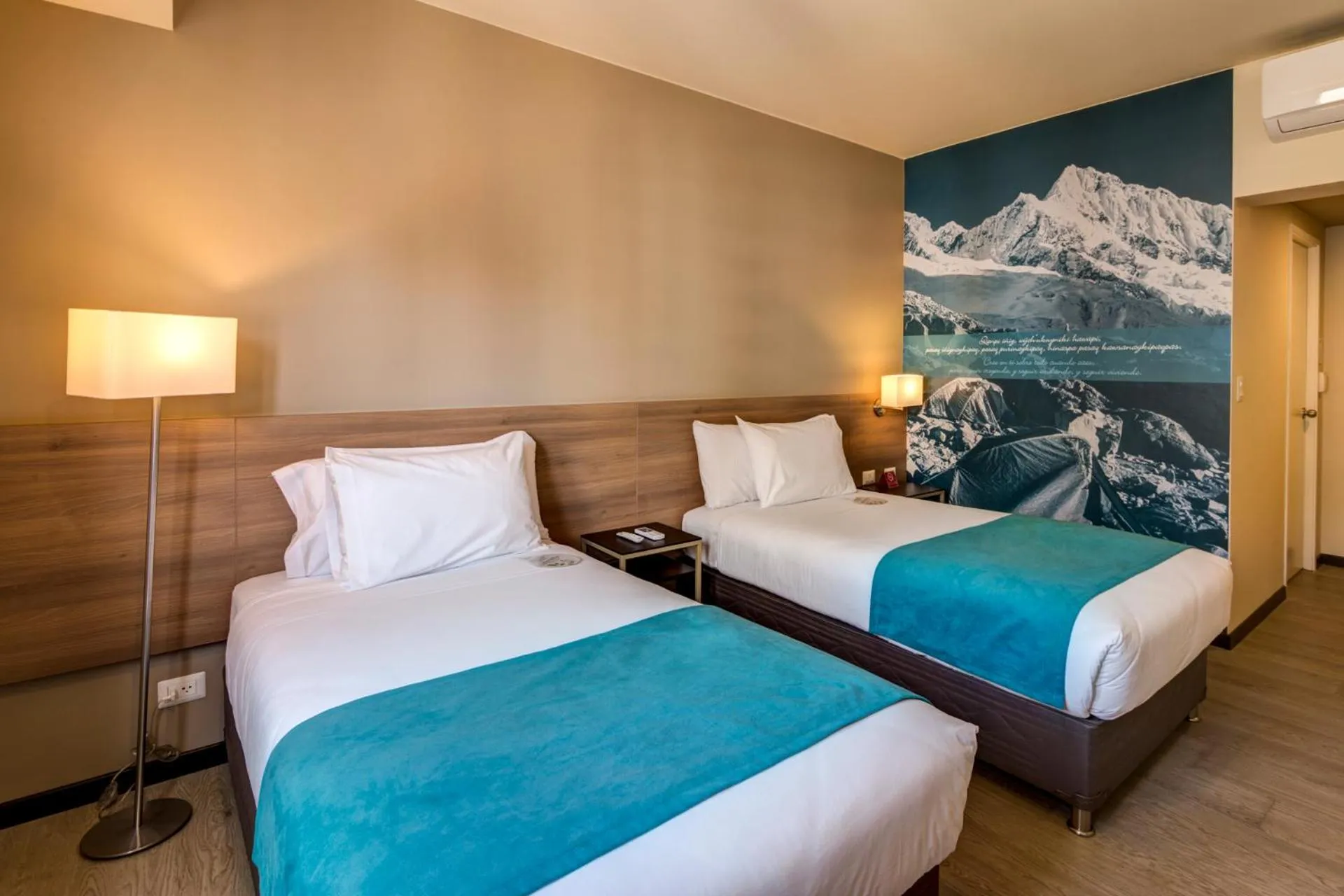 Standard Twin Room in Arawi Miraflores Express