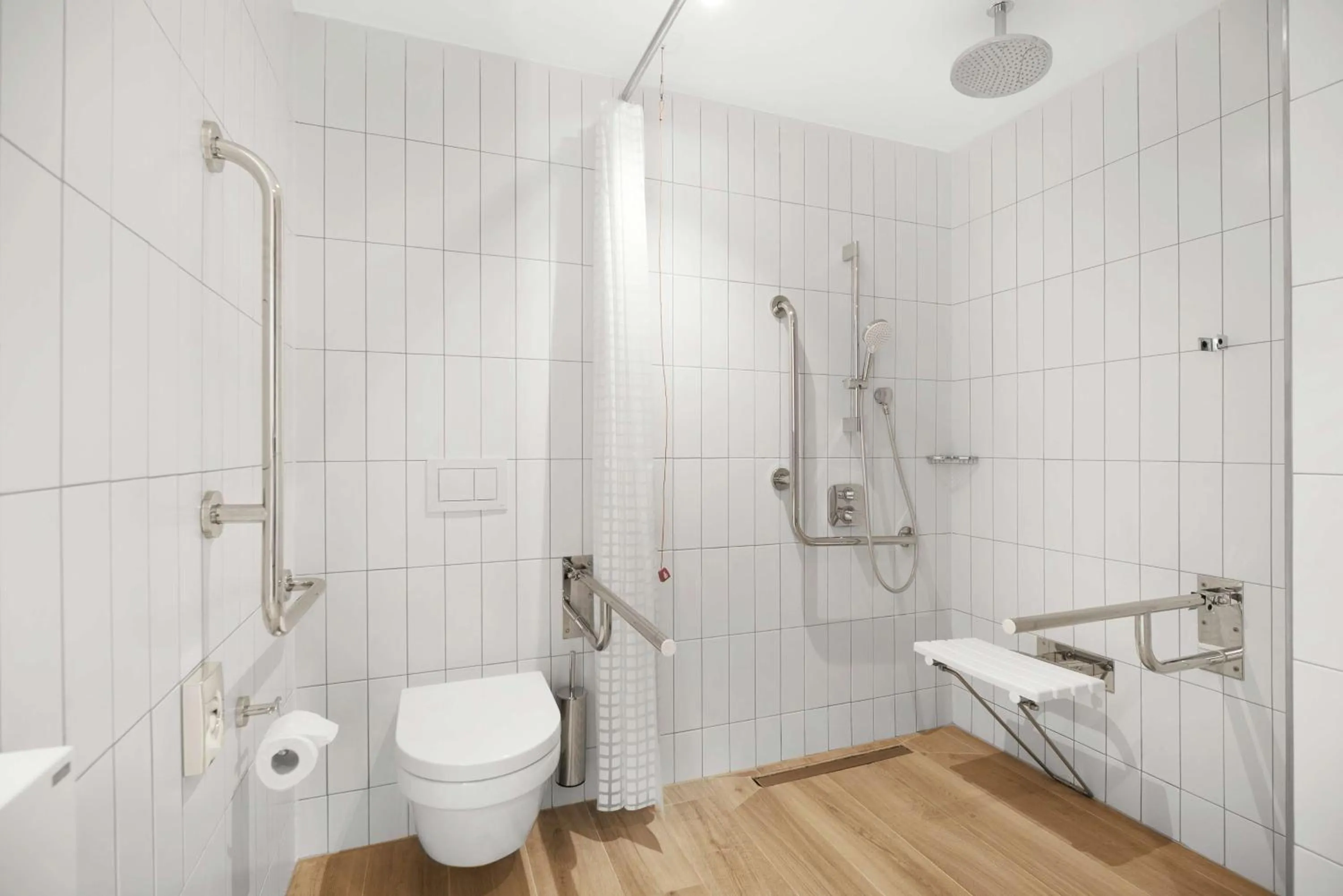 King Room - Mobility Access in Hilton Garden Inn Bucharest Airport