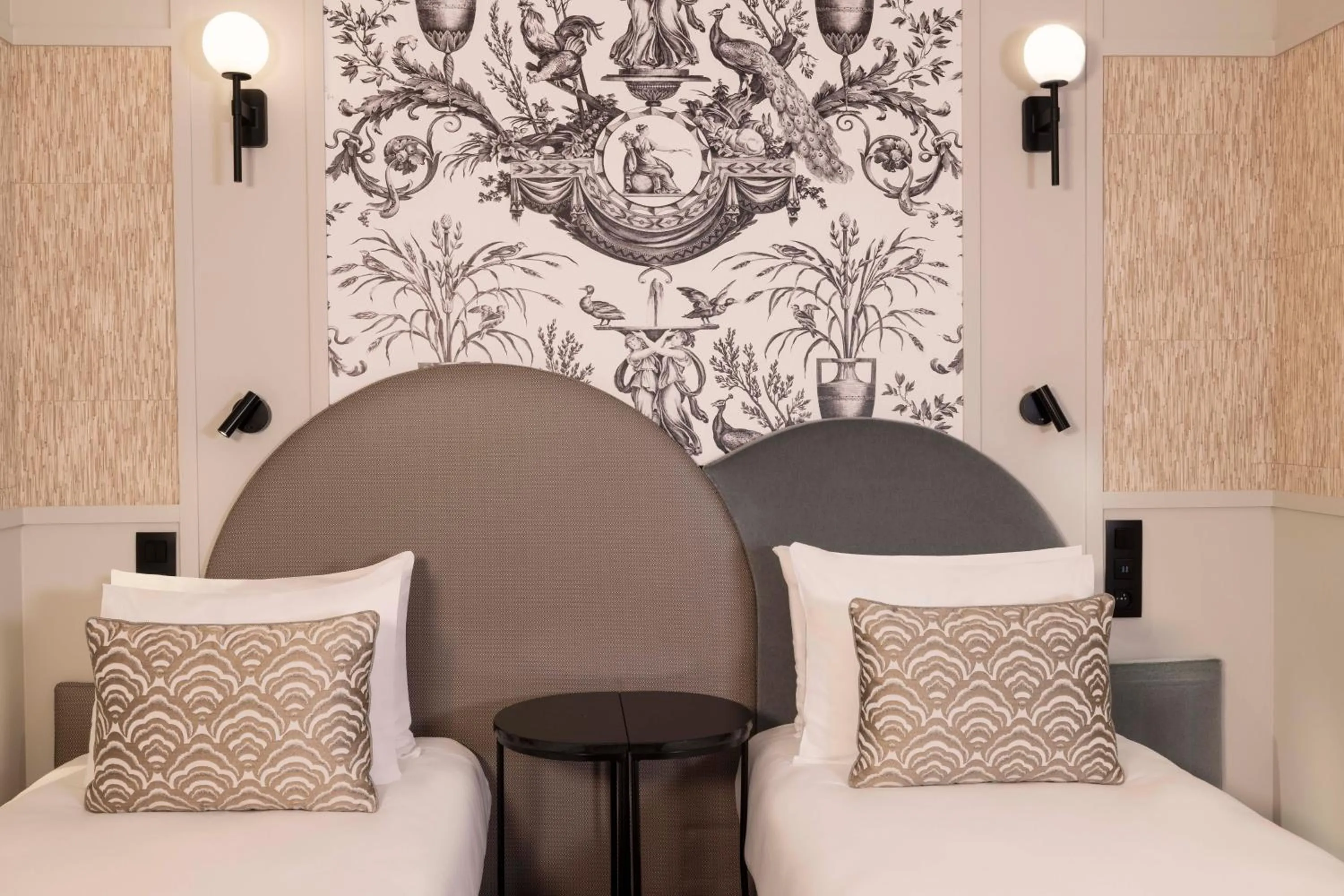 Superior Double or Twin Room in Grand Hôtel Lévêque