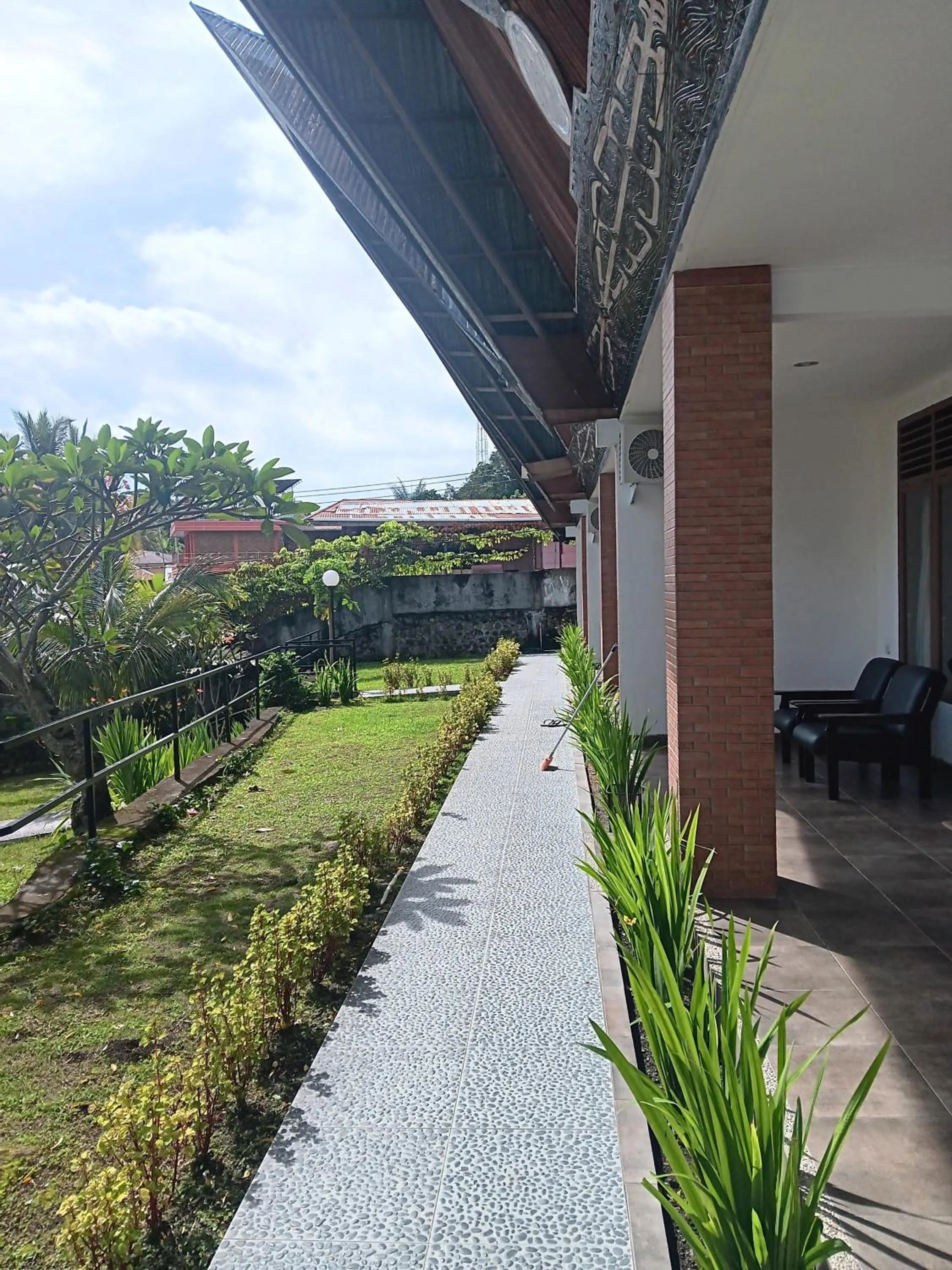 Superior Twin Room in Toledo Inn