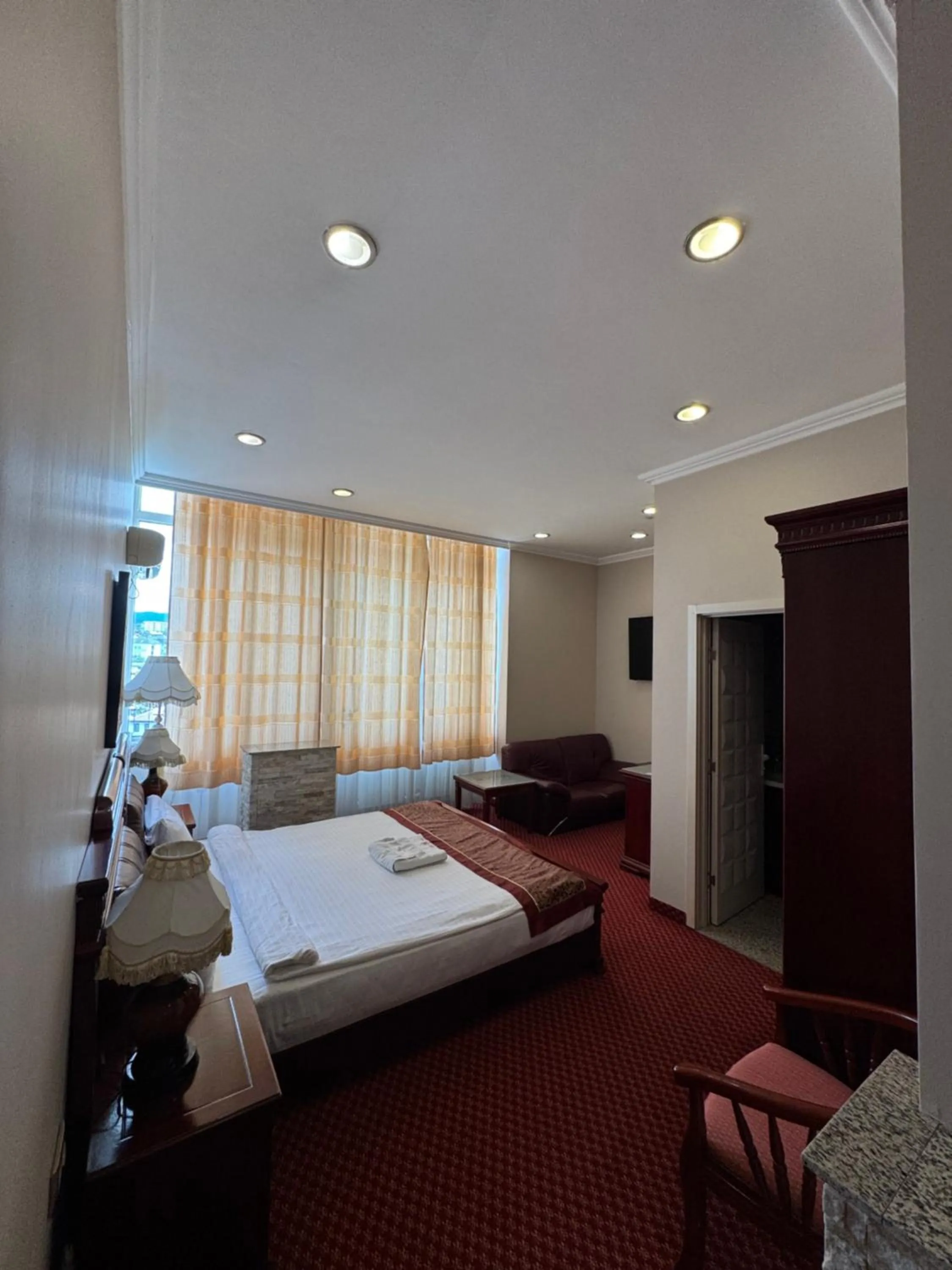 Suite in Hotel Royal