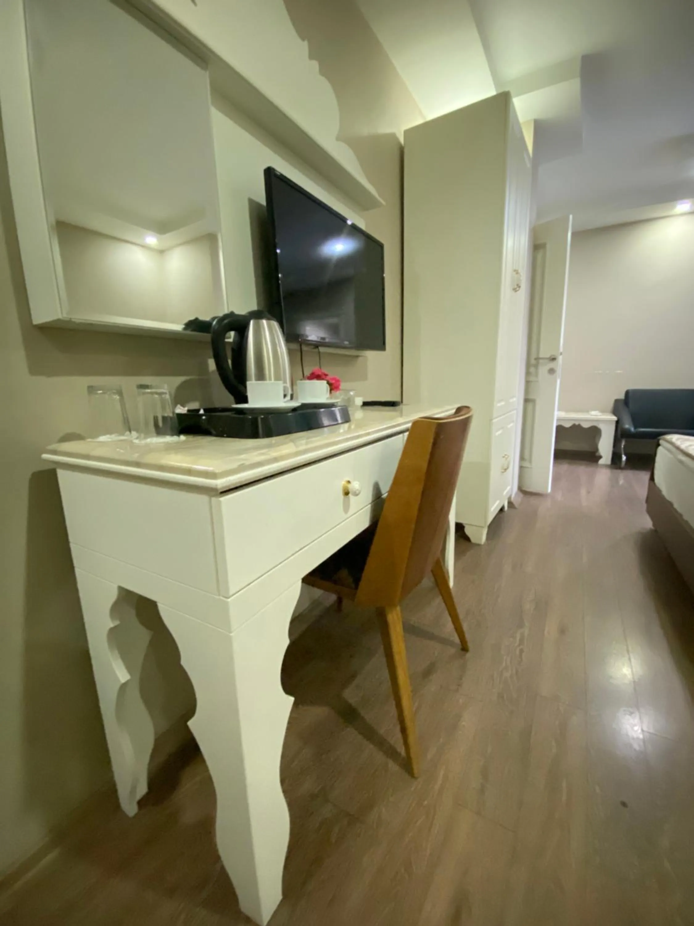 Standard Double Room in Hotel Kent Ani