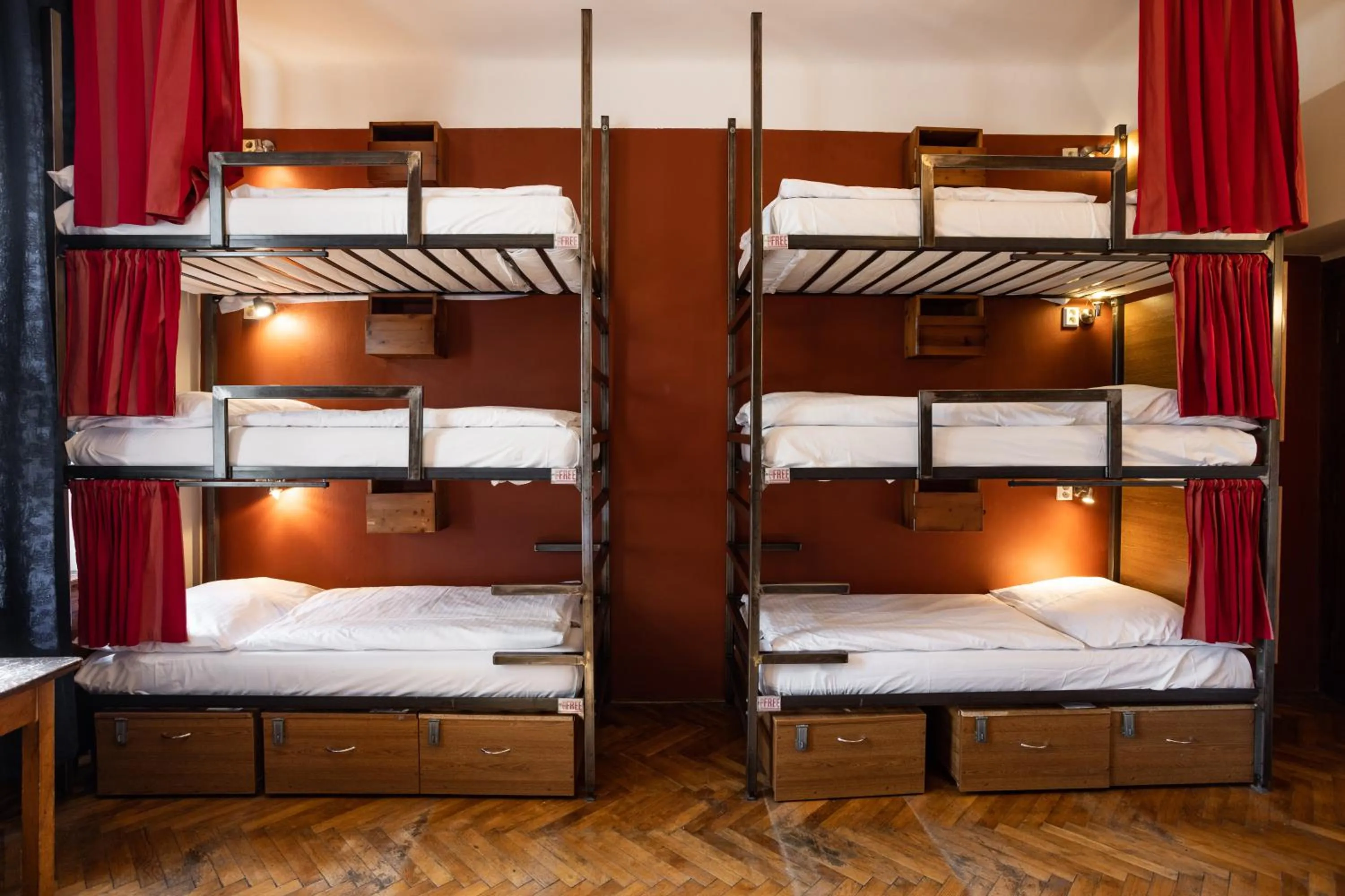 Bunk Bed in 12-Bed Mixed Dormitory in Sir Toby's Hostel