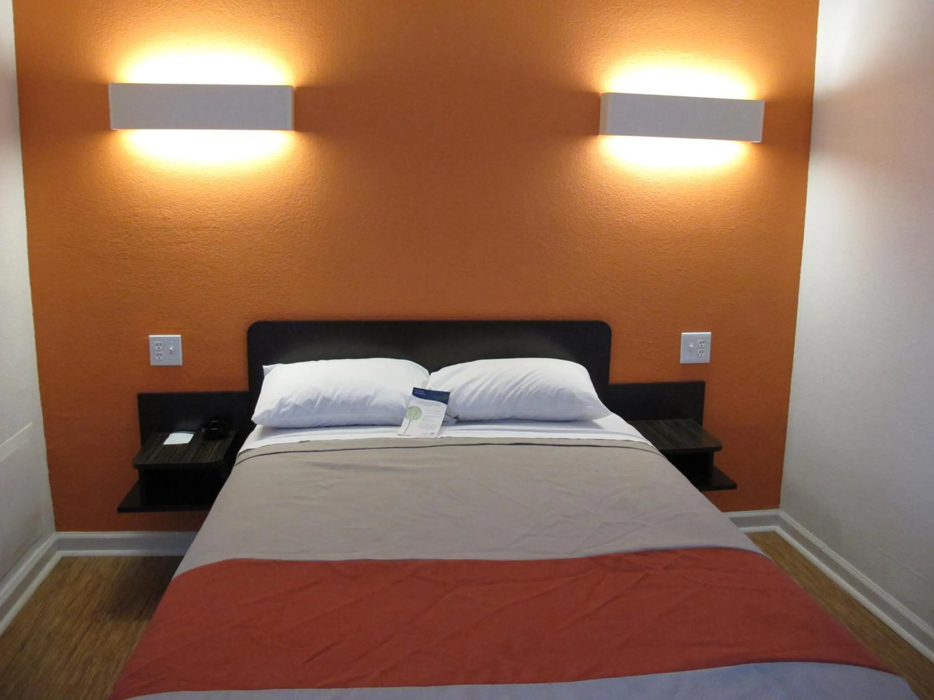 Double Room - single occupancy - Non-Smoking  in Motel 6 Baltimore MD