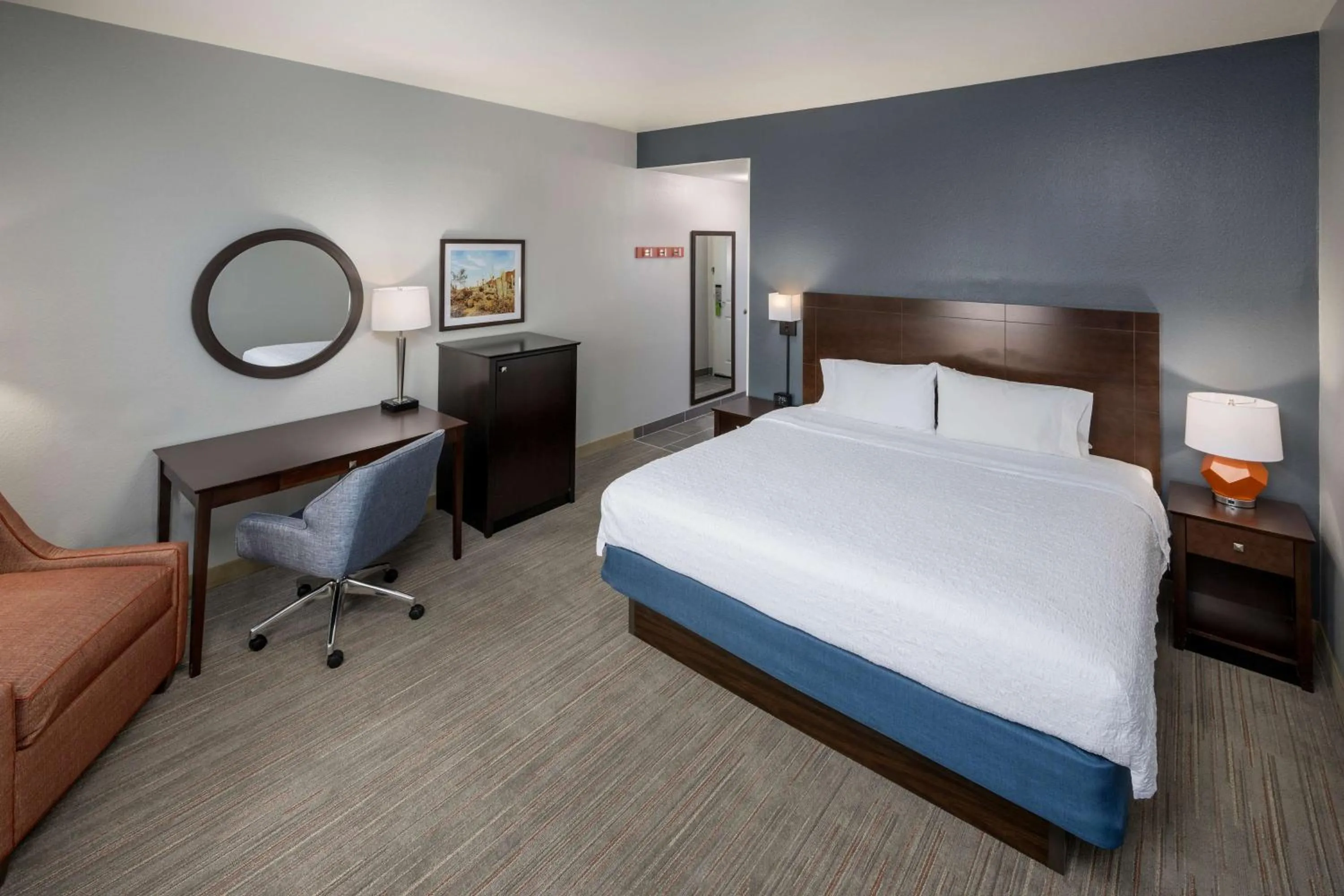 King Room with King Bed - Non-Smoking in Hampton Inn & Suites Phoenix North/Happy Valley