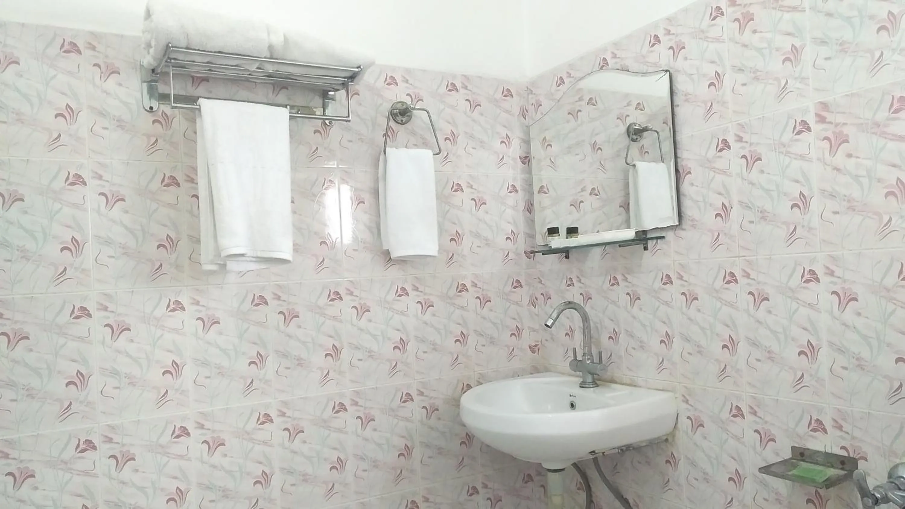 Standard Double Room - single occupancy in Highland Village Resort