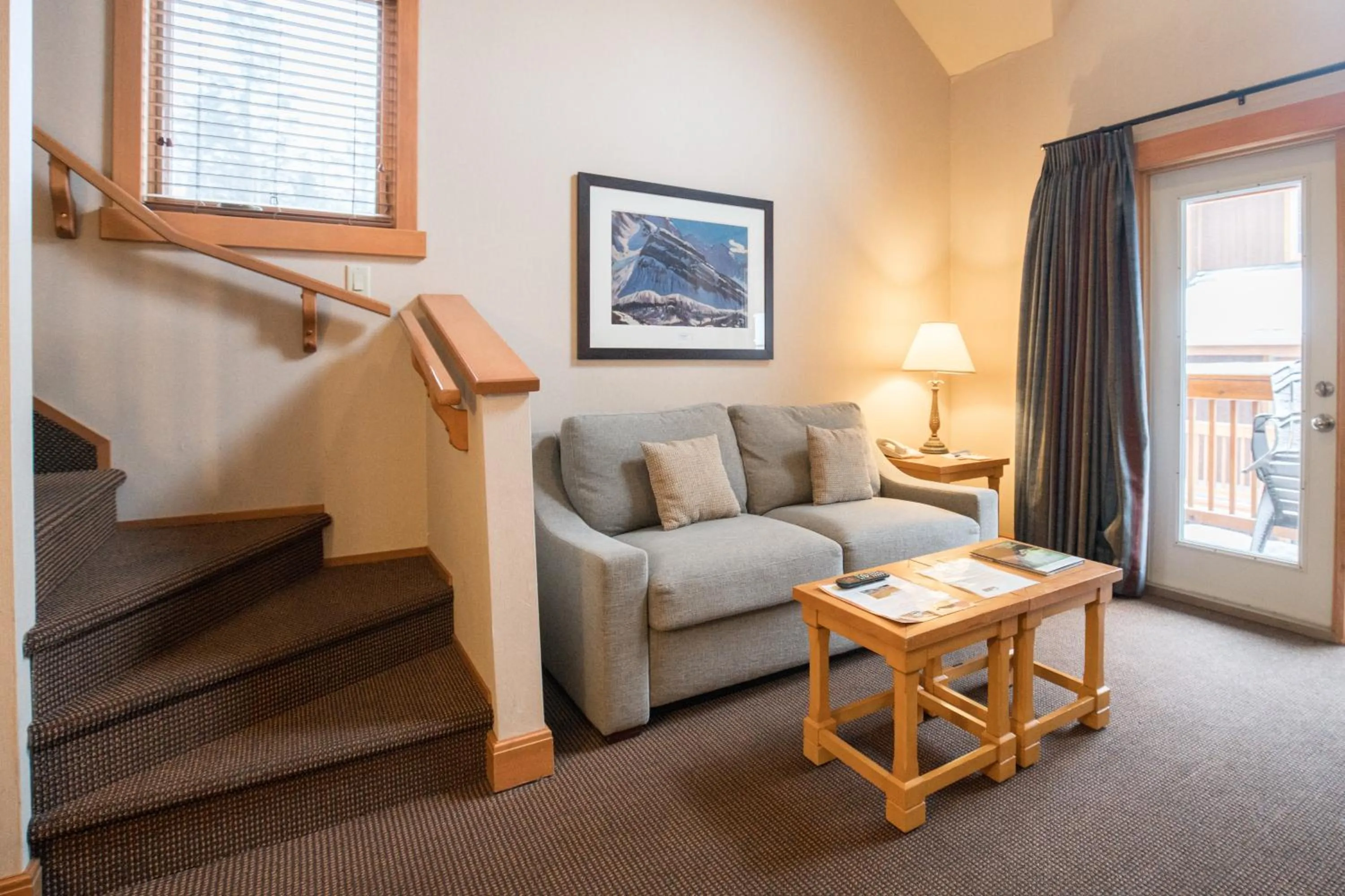 Premier Two-Bedroom Apartment with Games Room - Loft 3 Queens in The Hidden Ridge Resort