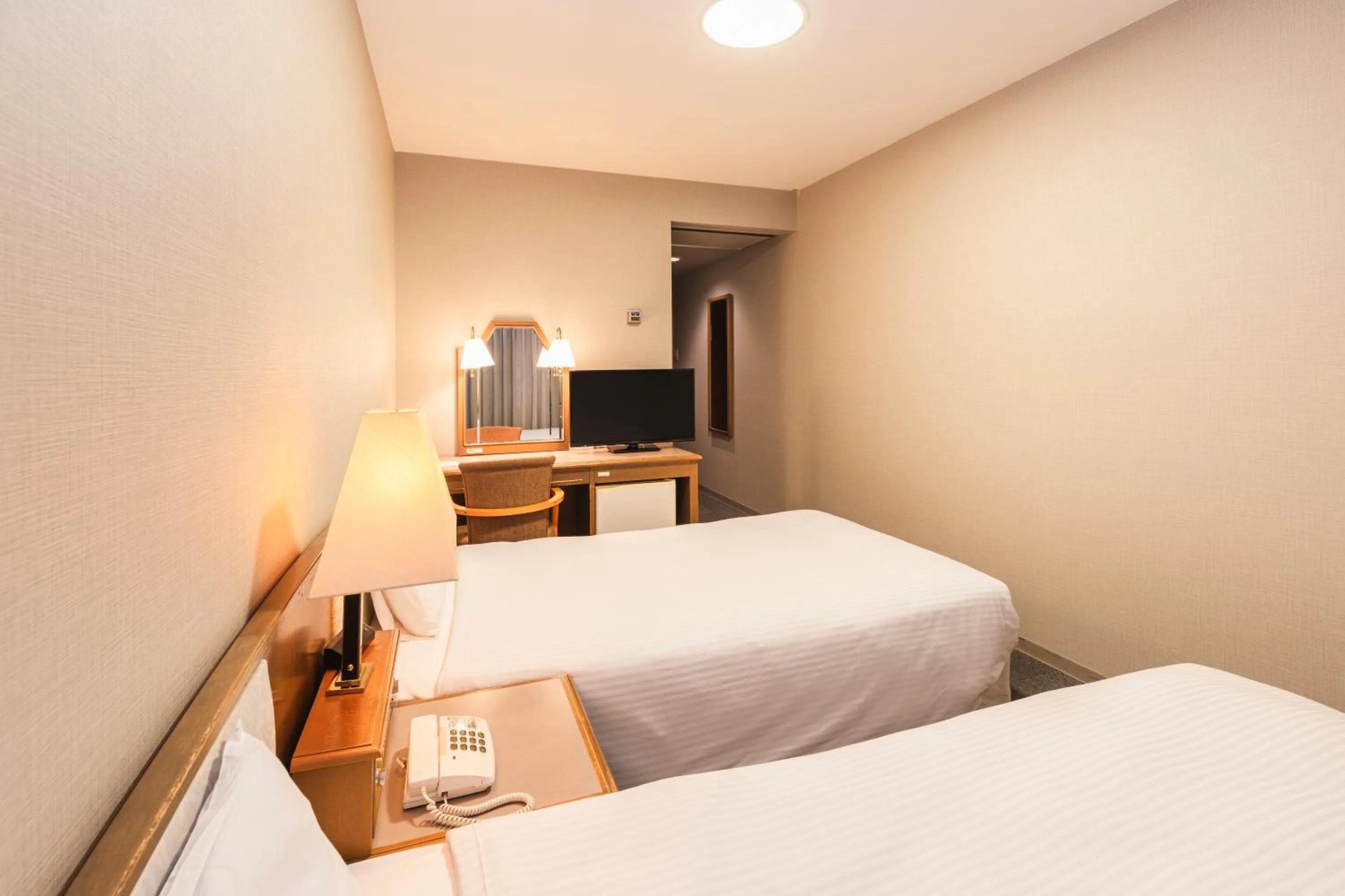 Economy Twin Room - Non-Smoking in Hotel Sunroute Niigata