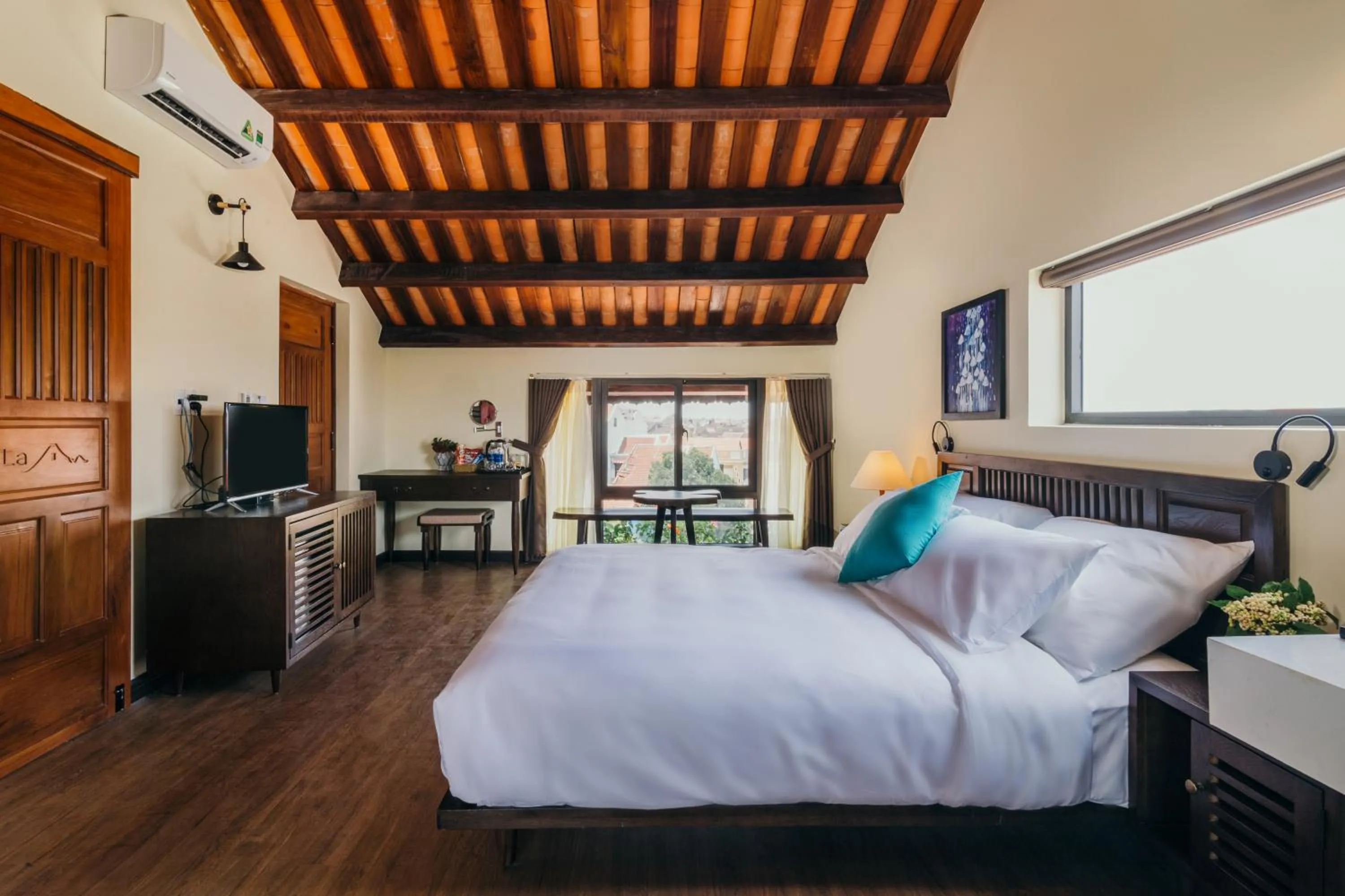 Apartment with River View in La An Central Boutique Villa