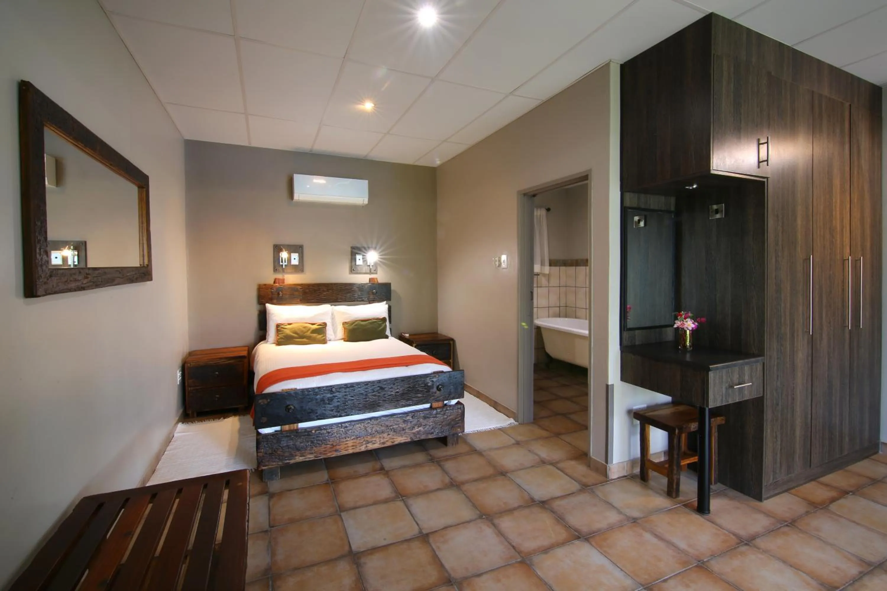 Executive Suite in Kalahari Arms Hotel