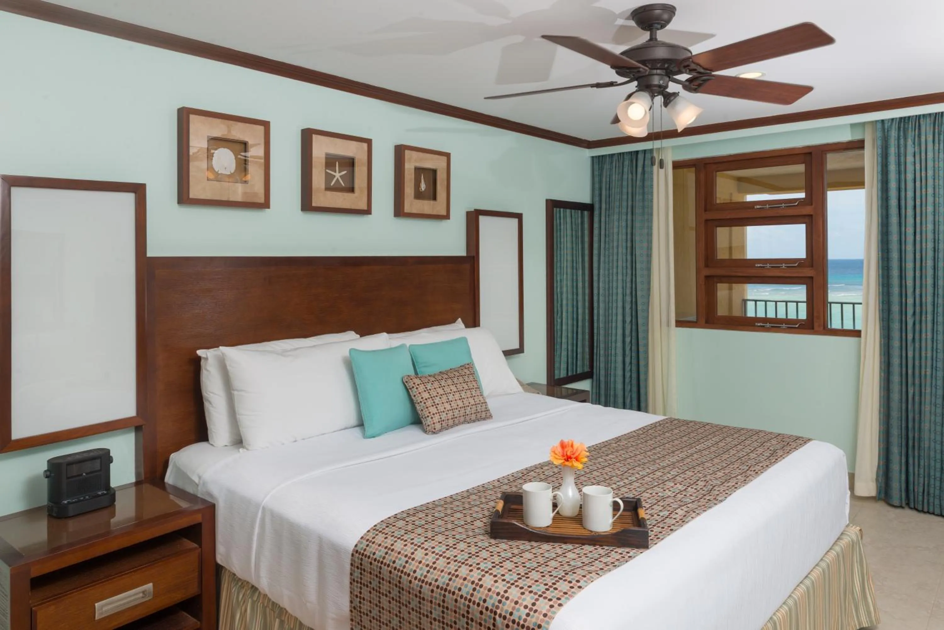 Two Bedroom Penthouse Suite with Seaview in Yellow Bird Hotel