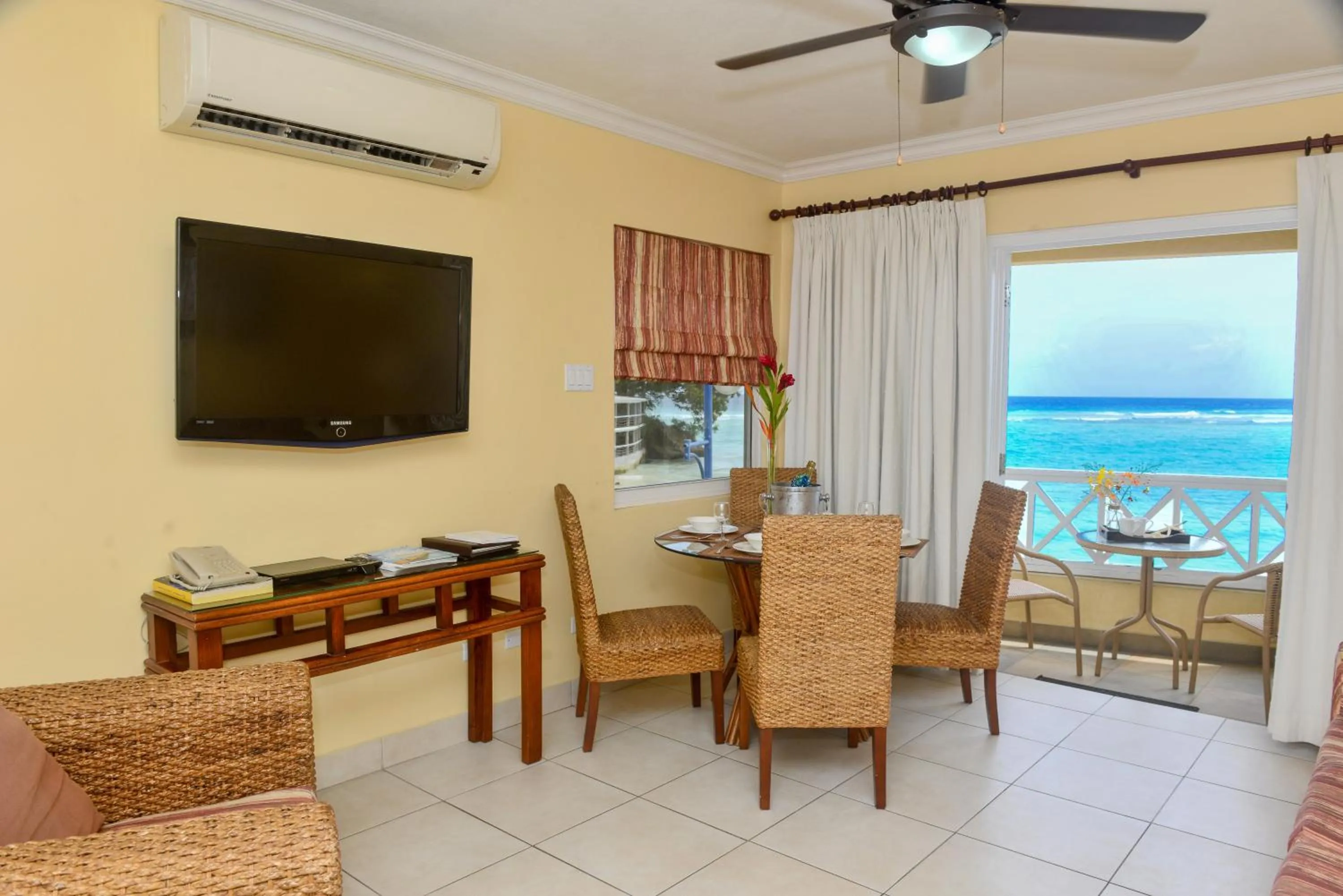 Two Bedroom Ground Floor Suite with Seaview in Yellow Bird Hotel