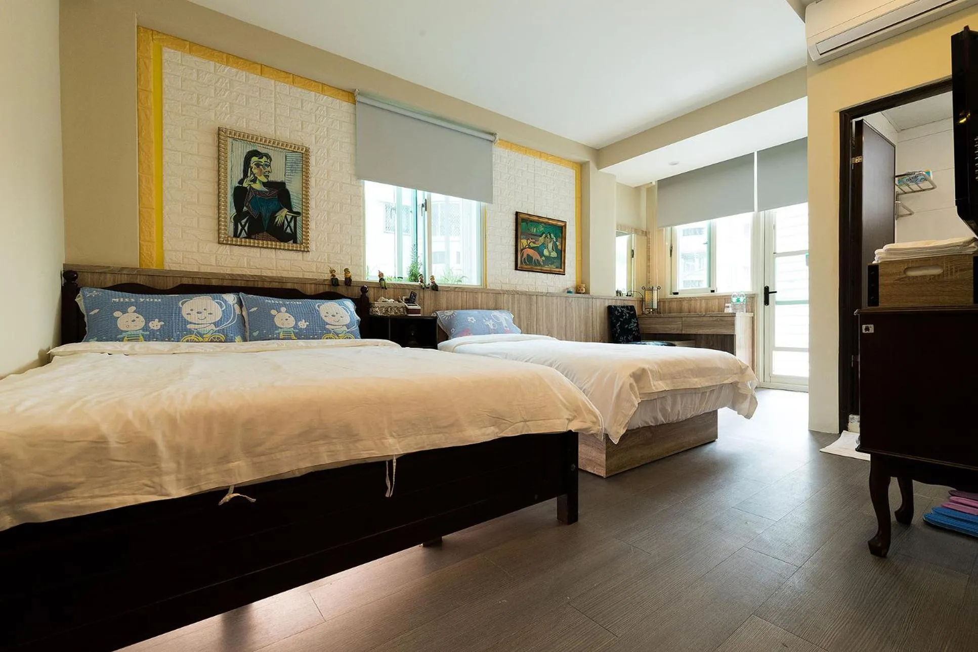 Triple Room with Terrace in Yi Jing BnB