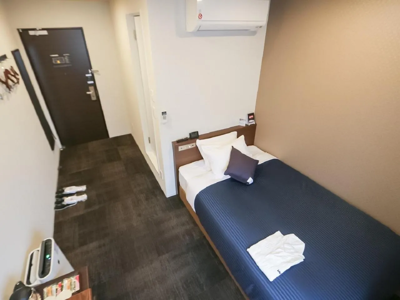Double Room with Small Double Bed - single occupancy - Non Smoking in HOTEL LiVEMAX Aichi Toyota Ekimae