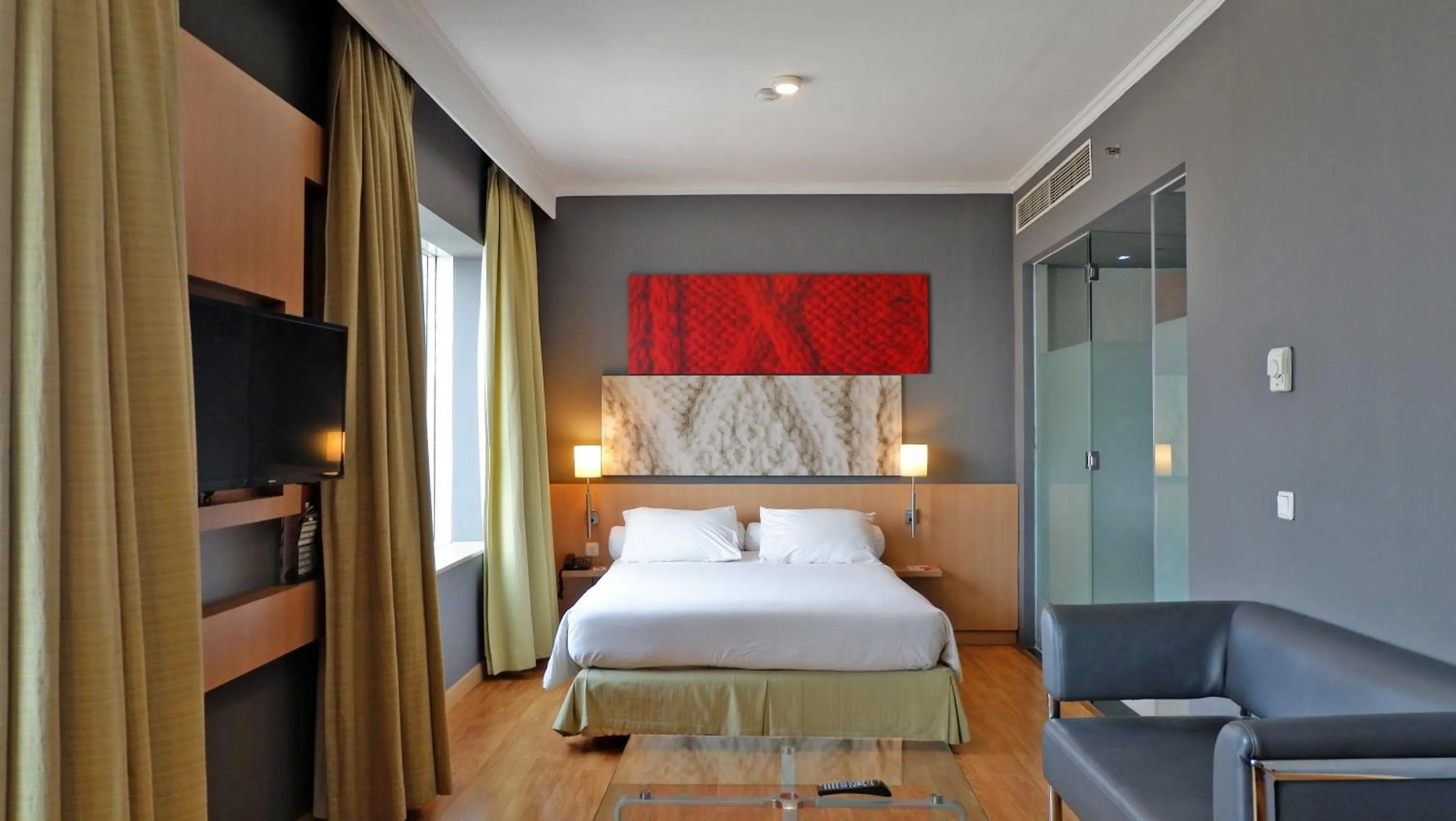 Suite in Hotel KIMAYA Slipi Jakarta By HARRIS